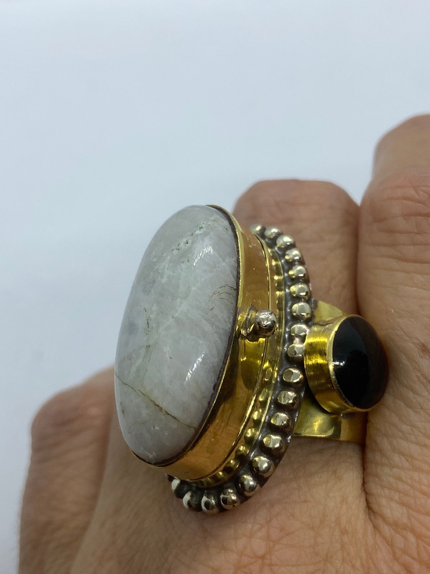 Large Stone Brass Knuckle poison pillbox Adjustable Ring