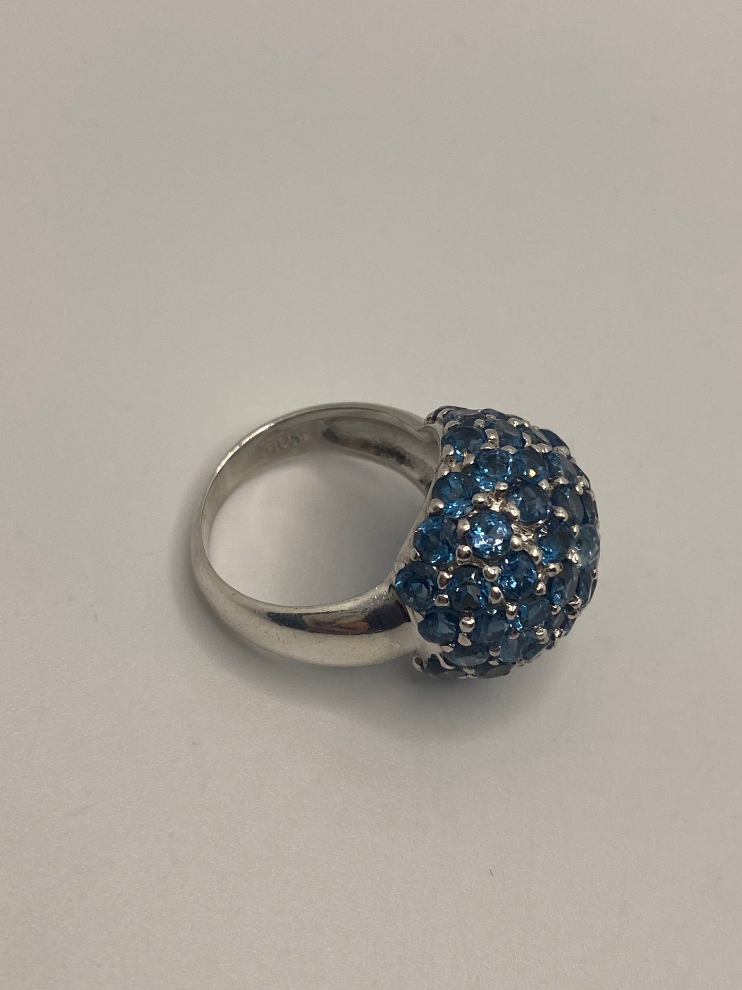 Vintage genuine blue topaz 925 sterling silver Ring