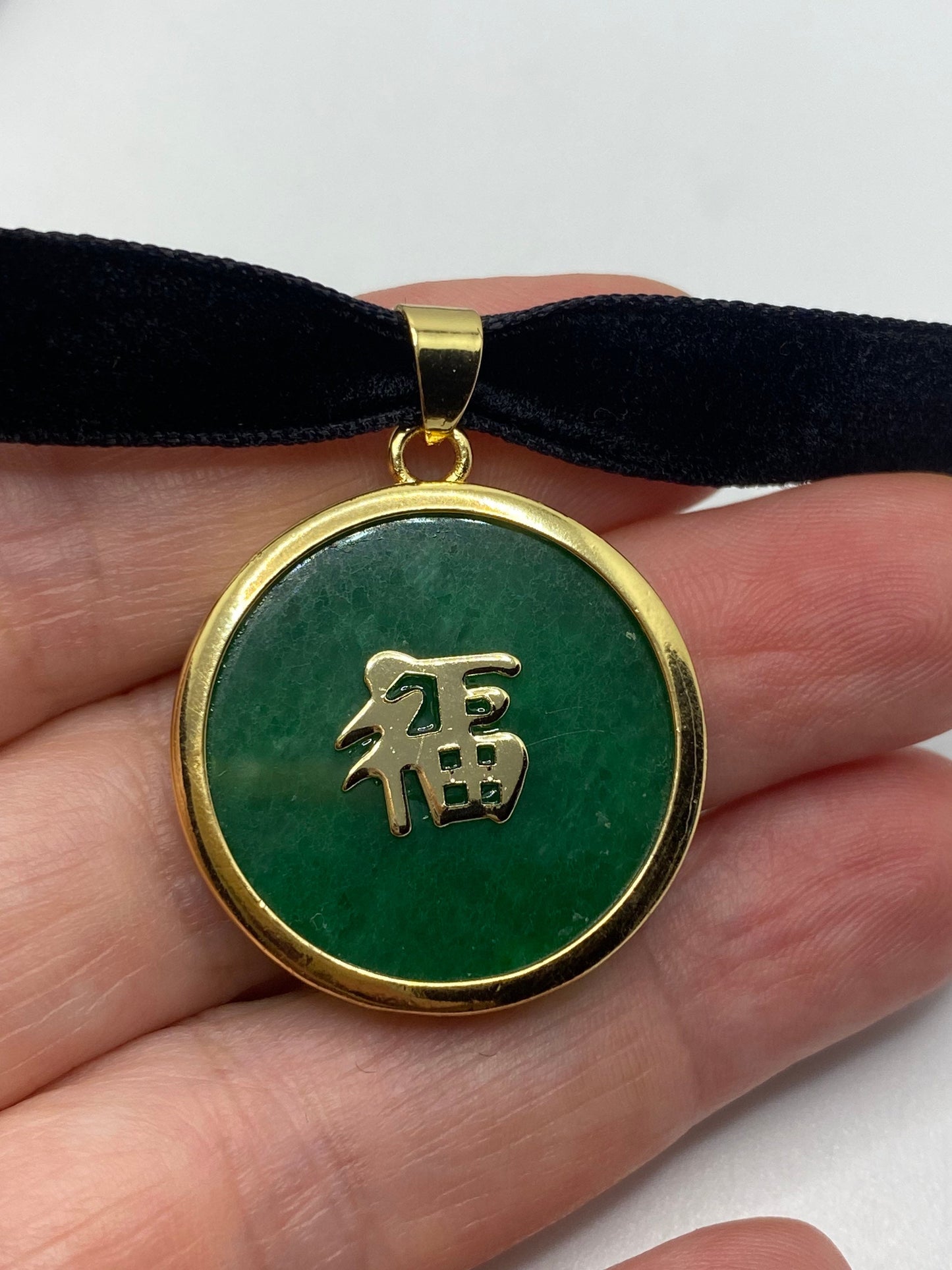 Vintage Green Jade Choker Gold Finish Necklace Pendant