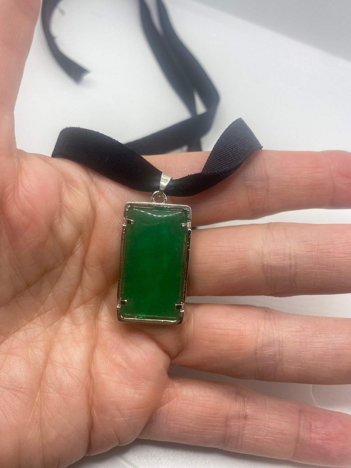 Vintage Green Jade Bamboo Choker Silver Finish Necklace Pendant