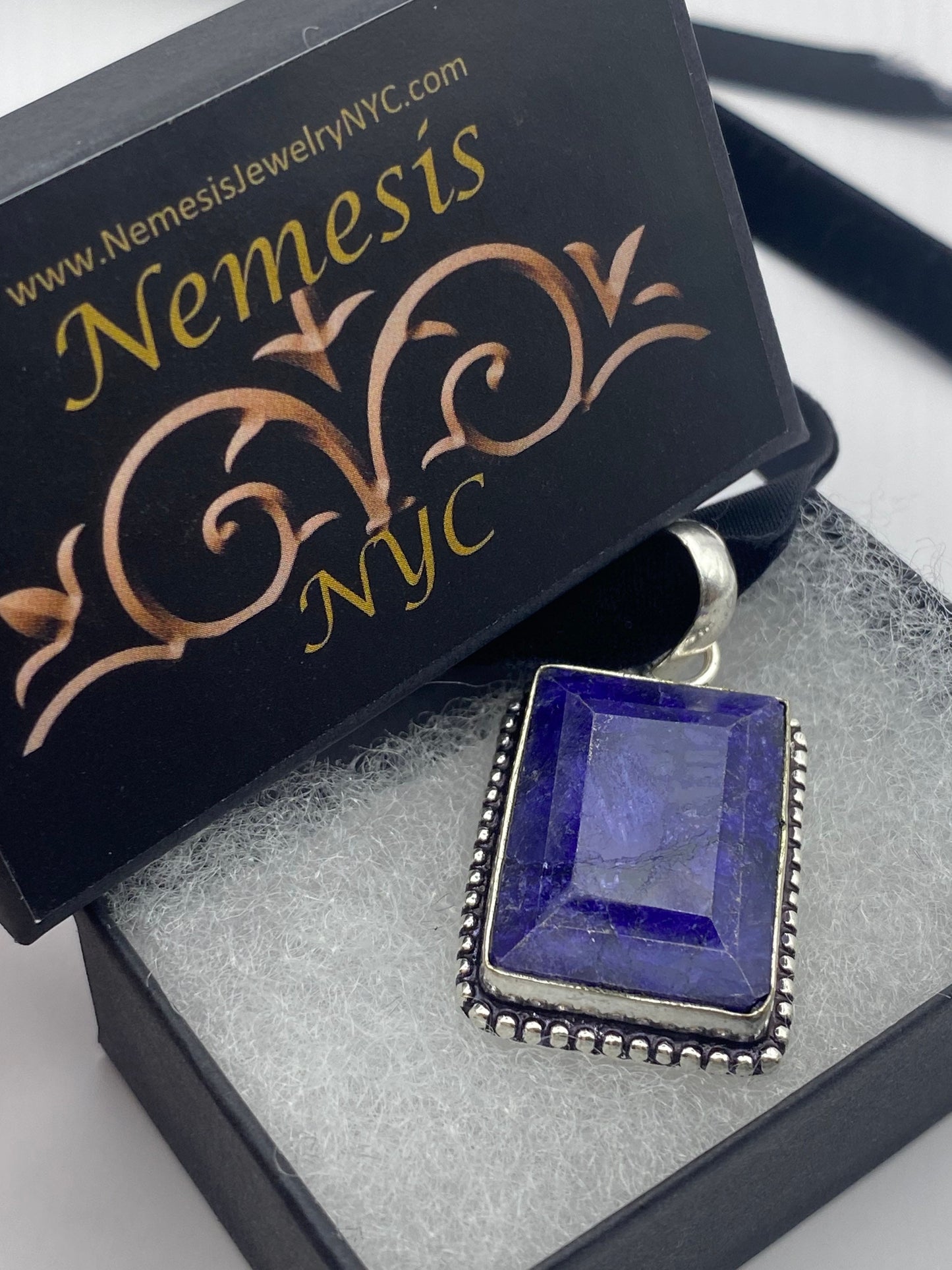 Vintage Blue Raw Sapphire Choker Pendant Necklace