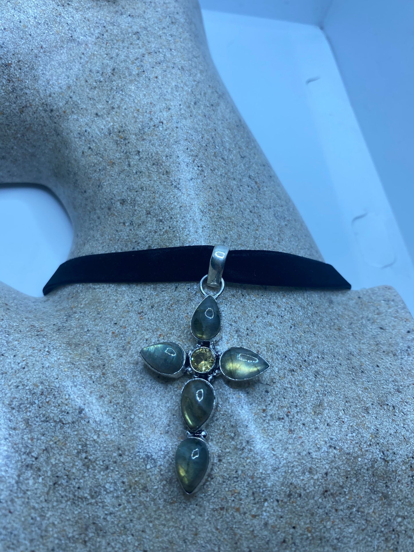 Vintage Rainbow Labradorite Cross Choker Pendant Necklace