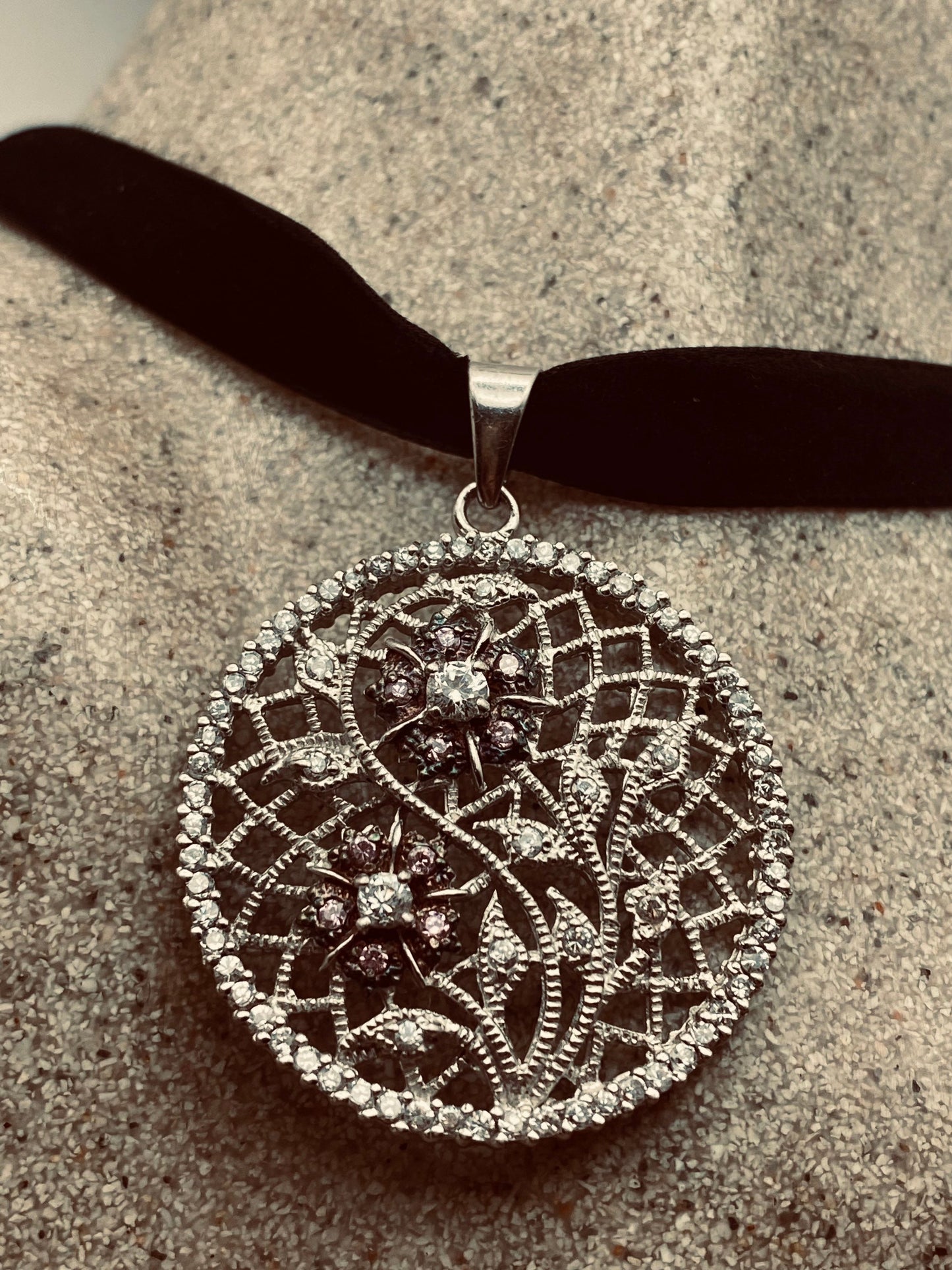 Vintage Cubic Zirconia 925 Sterling Silver Necklace Choker