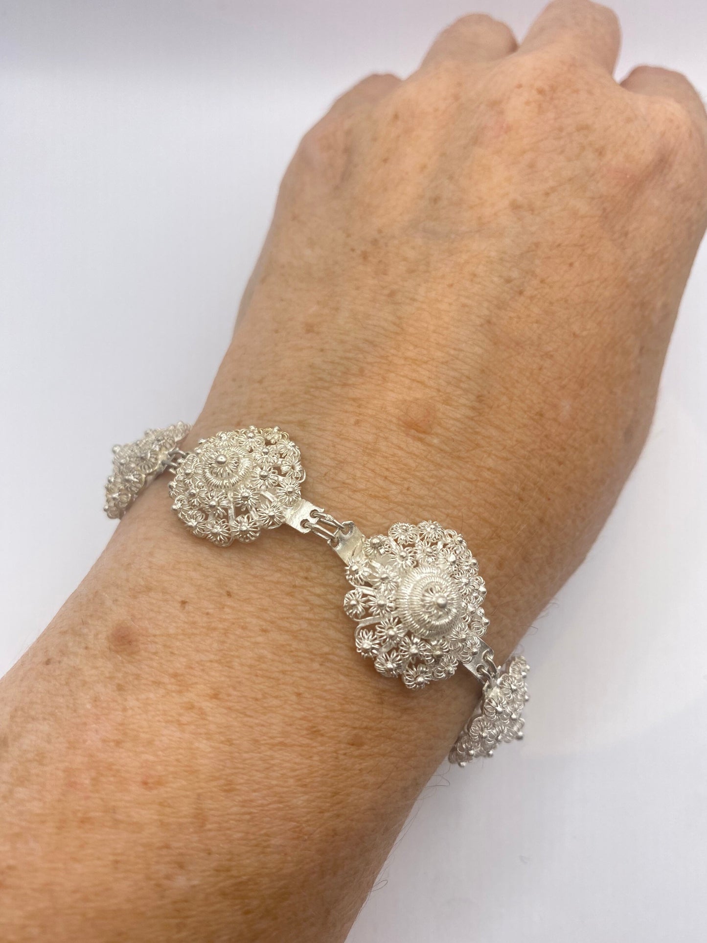 Vintage 925 Sterling Silver Filigree Flower Bracelet