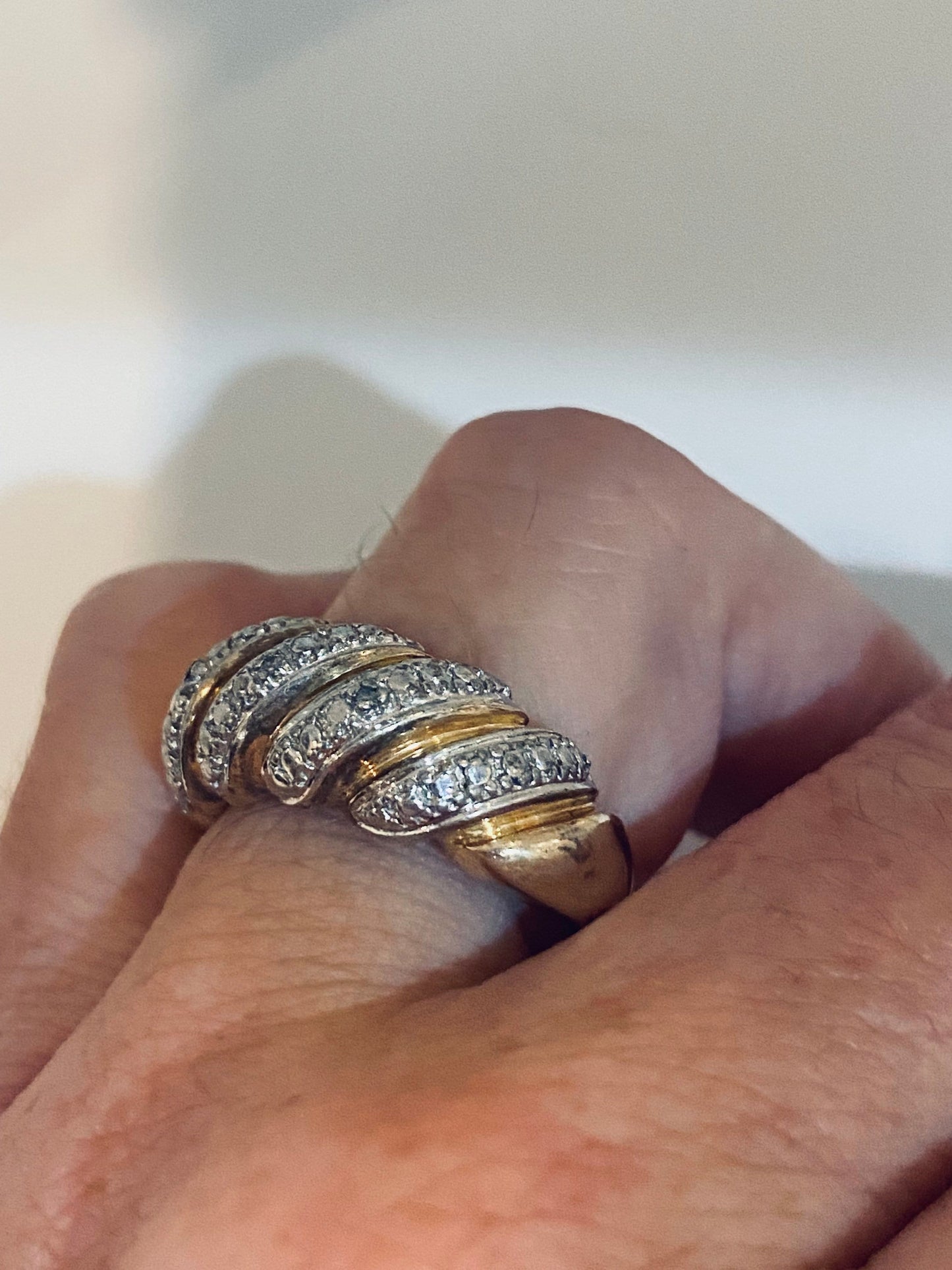 Vintage Diamond Chip Golden 925 Sterling Silver Ring