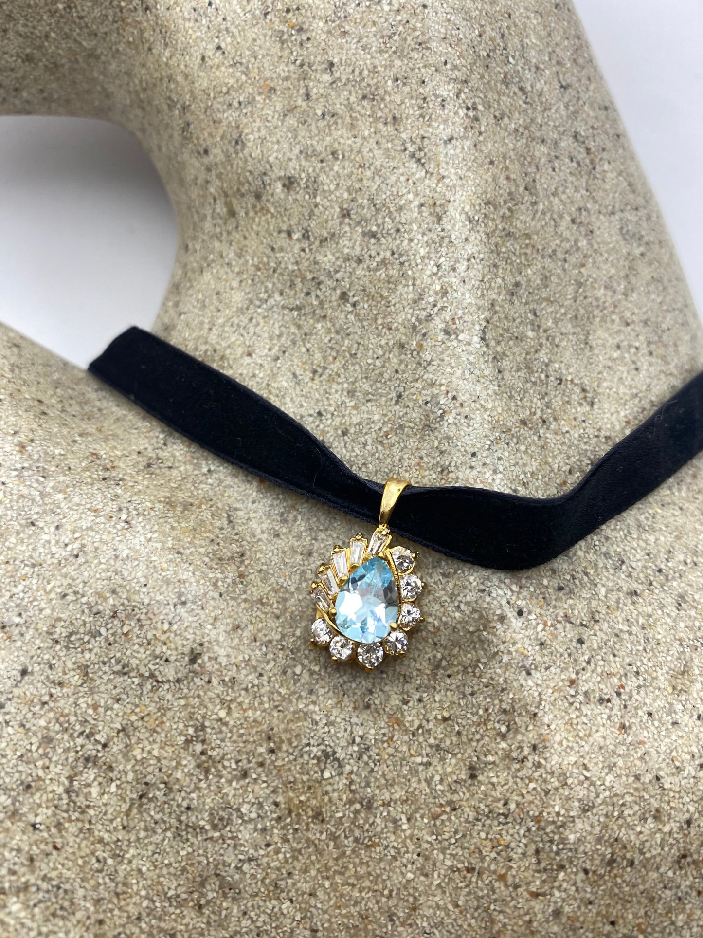 Vintage Blue Topaz Golden 925 Sterling Silver Choker Necklace Pendant