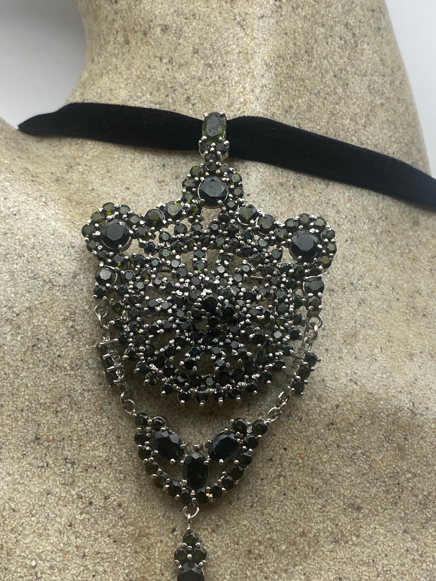 Vintage Genuine Green Tourmaline Choker 925 Sterling Silver Rhodium Brooch Pendant