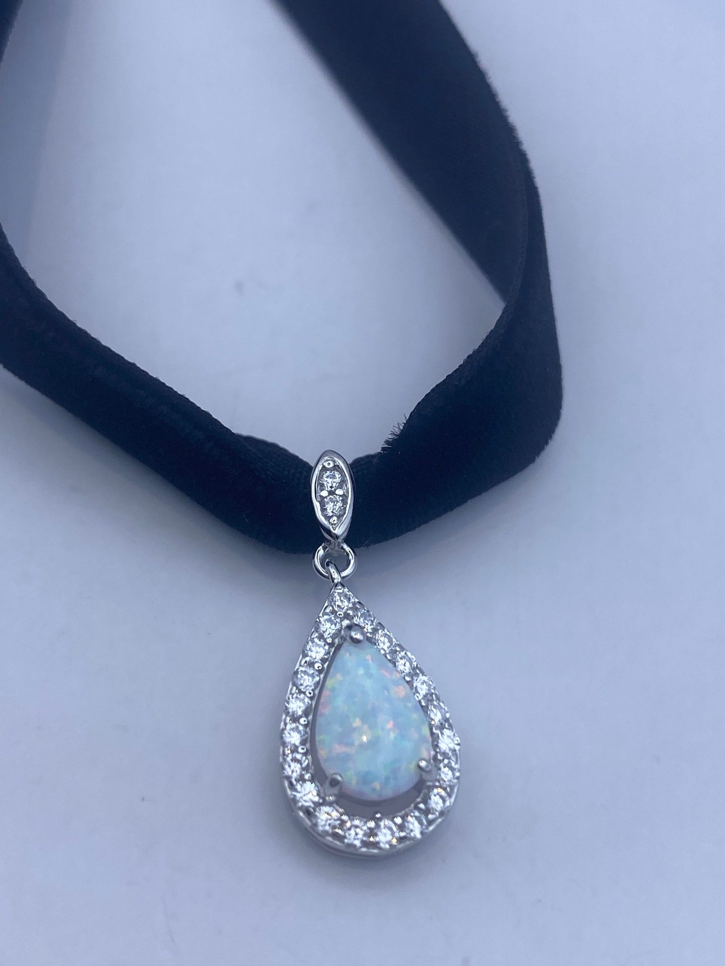 Vintage White Opal Choker 925 Sterling Silver Pendant Necklace