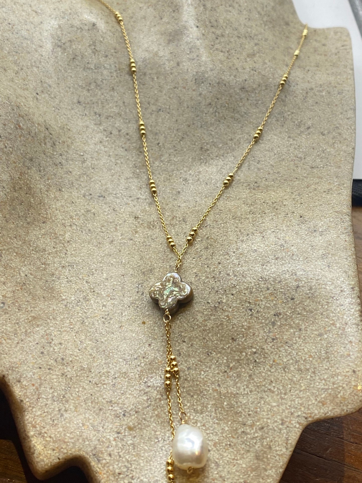 Vintage Golden 925 Sterling Silver White Pearl Pendant 16 inch Y necklace