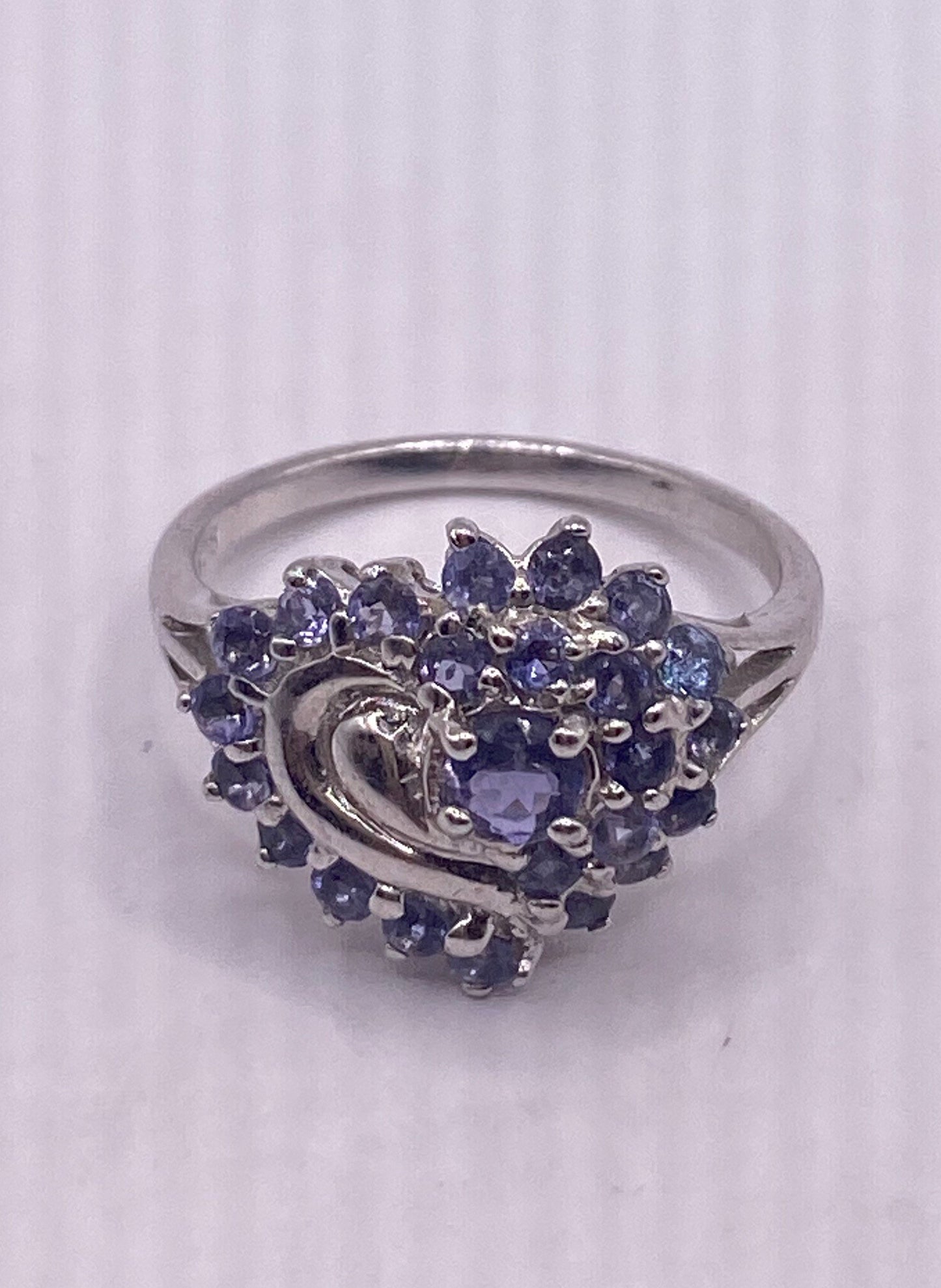 Vintage Blue Iolite Ring in 925 Sterling Silver Floral Setting