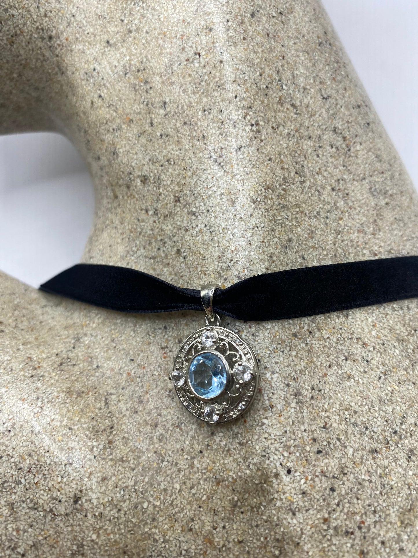 Vintage Blue Topaz Choker 925 Sterling Silver Necklace Pendant