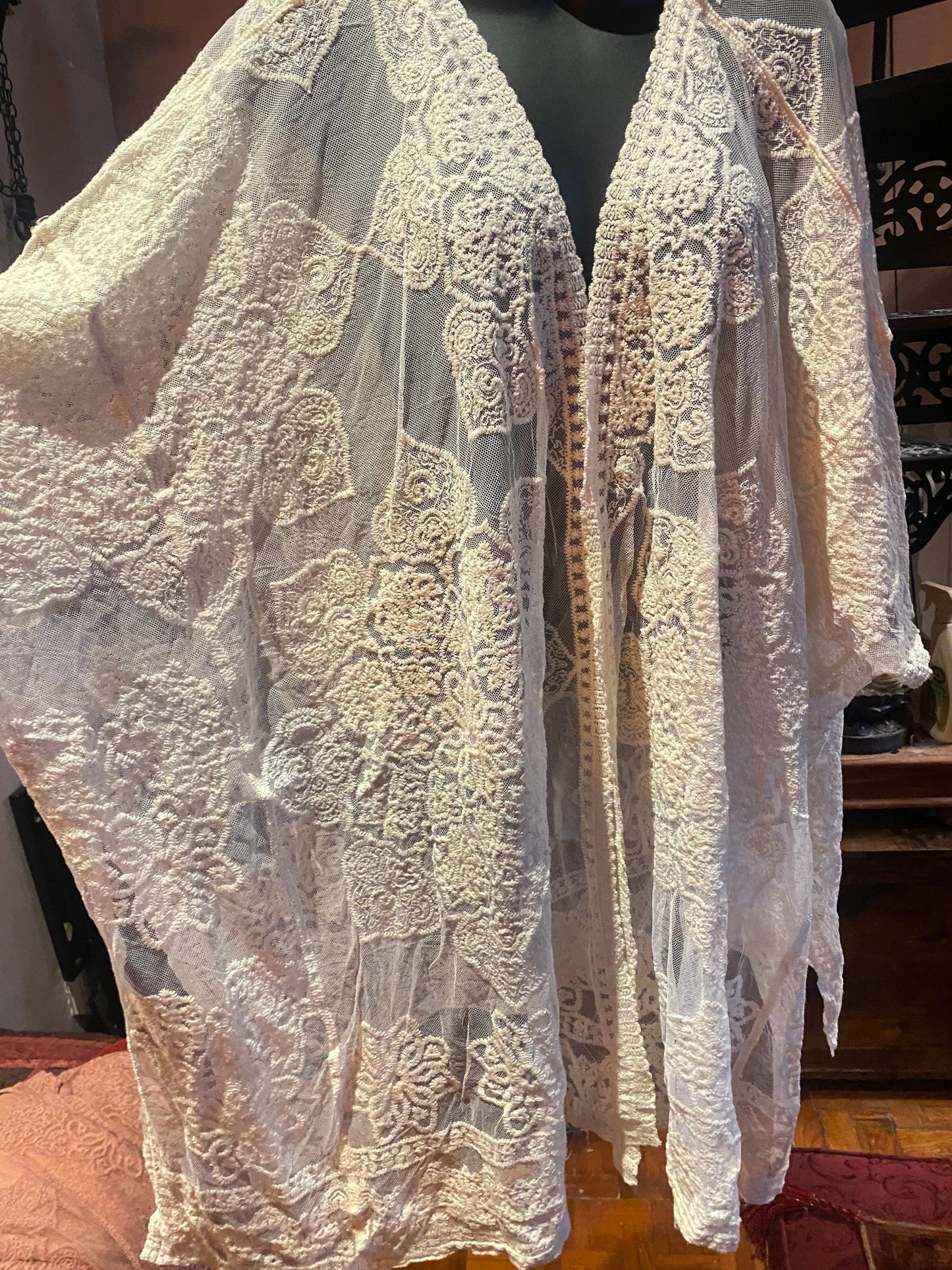 Lace Kimono Jacket Vintage Style Pastel Pink Embroidered wrap