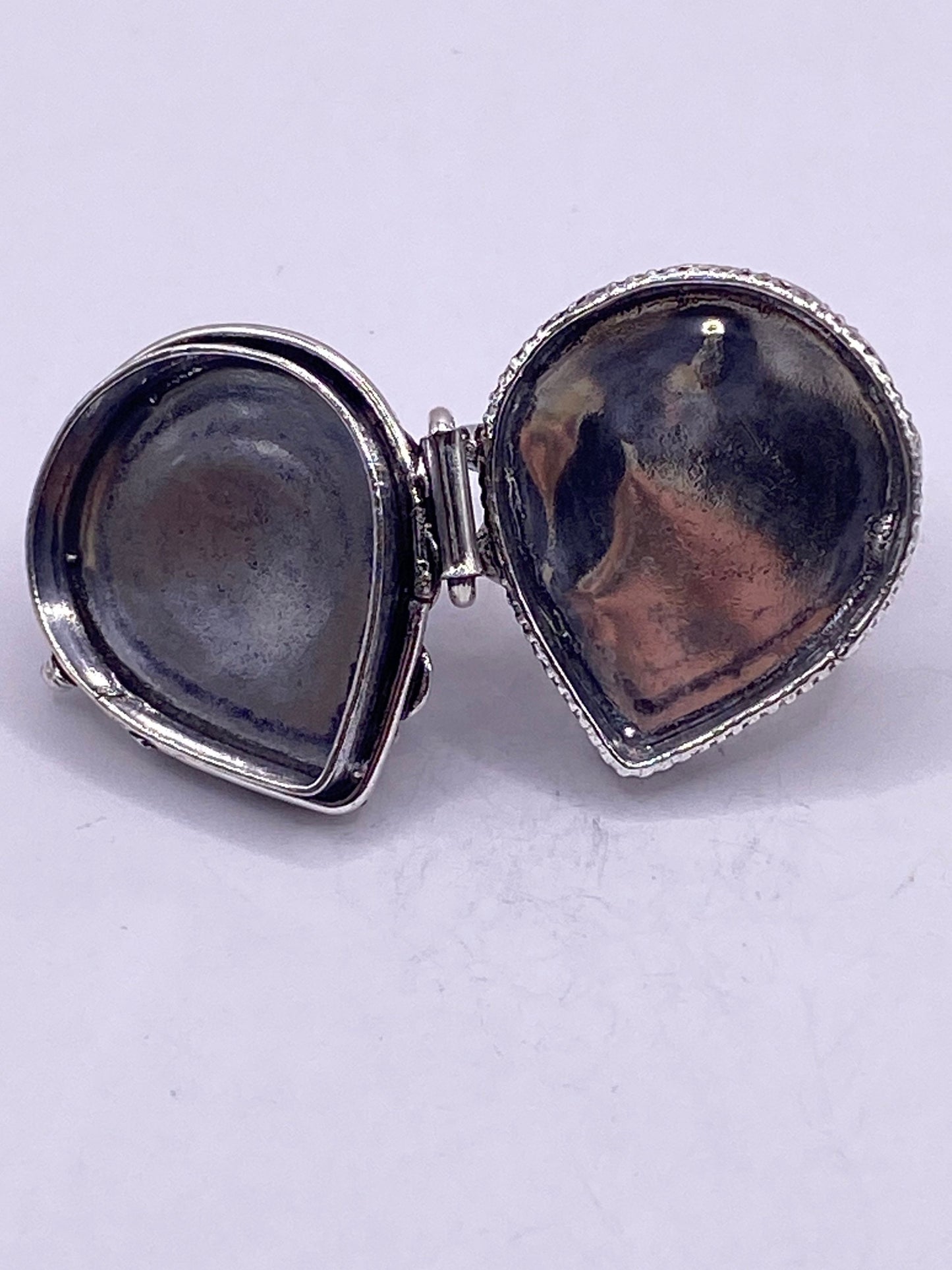 Vintage White Bronze Poison Pillbox Ring