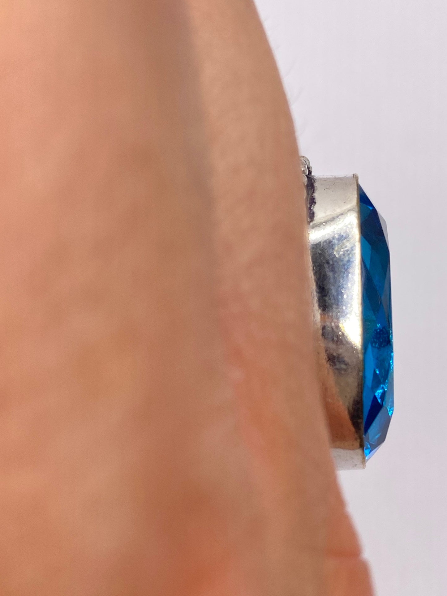 Vintage Aqua Blue Volcanic Art Glass Ring