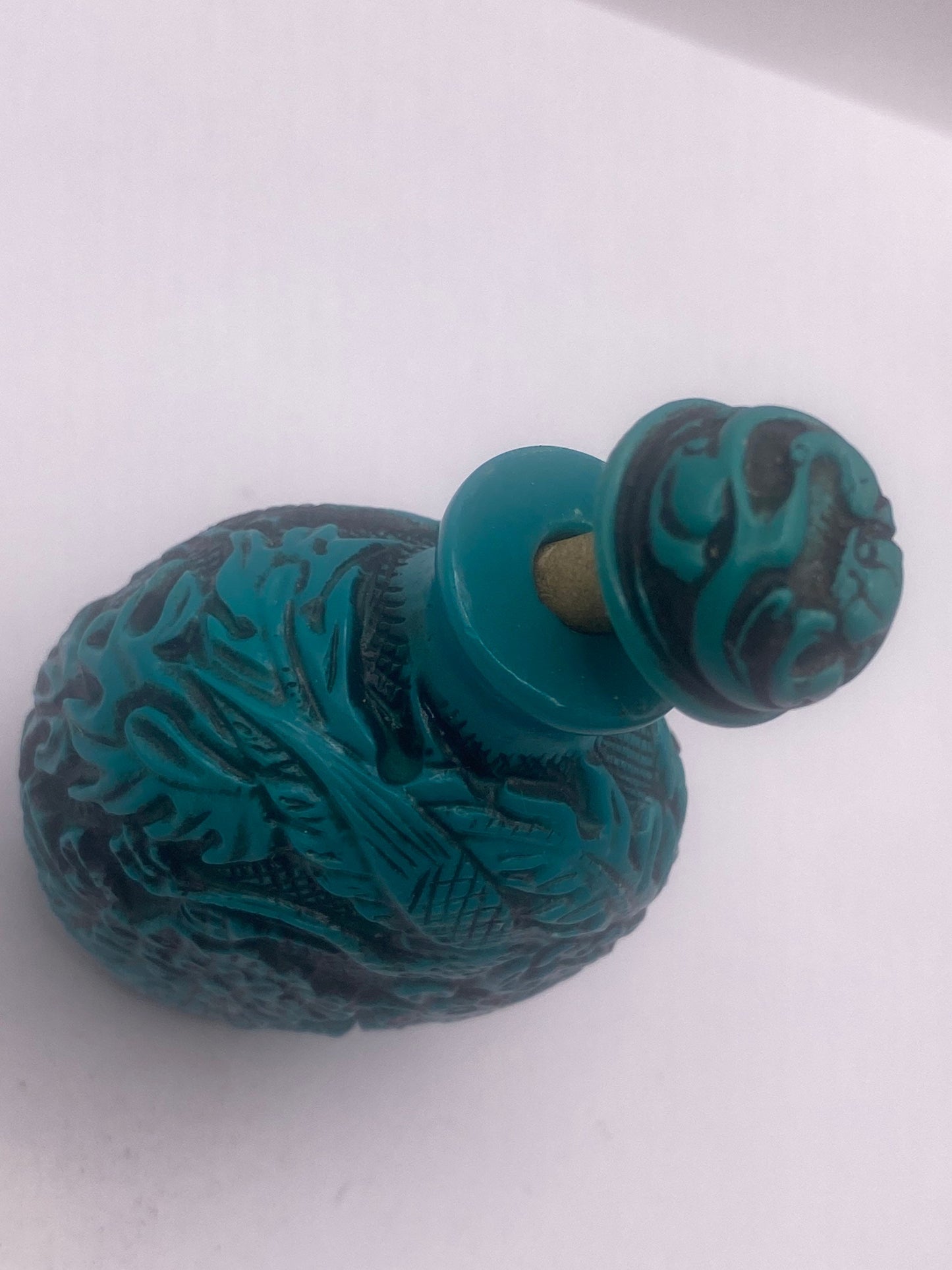 Vintage Dragon Bottle Snuff Perfume Flask Cinnabar Resin