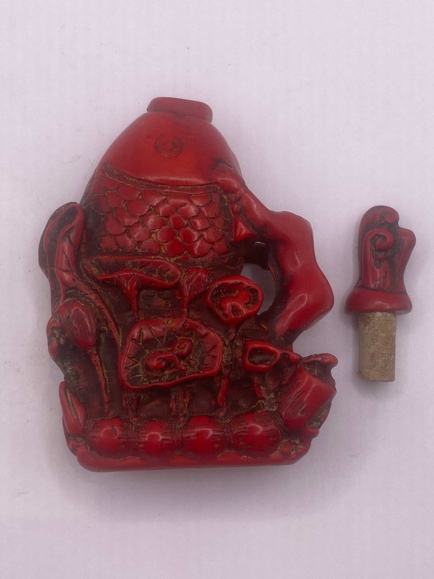 Vintage Dragon Bottle Snuff Perfume Flask Cinnabar Resin
