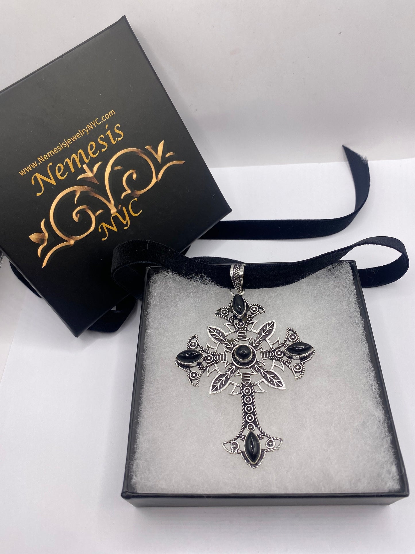 Vintage Black Onyx Cross Choker Necklace