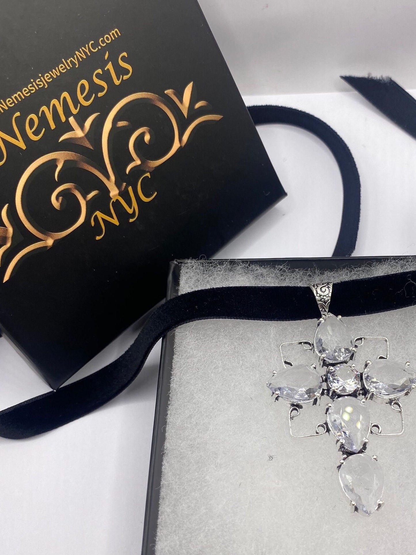 Vintage Clear Glass Crystal Cross Choker Necklace