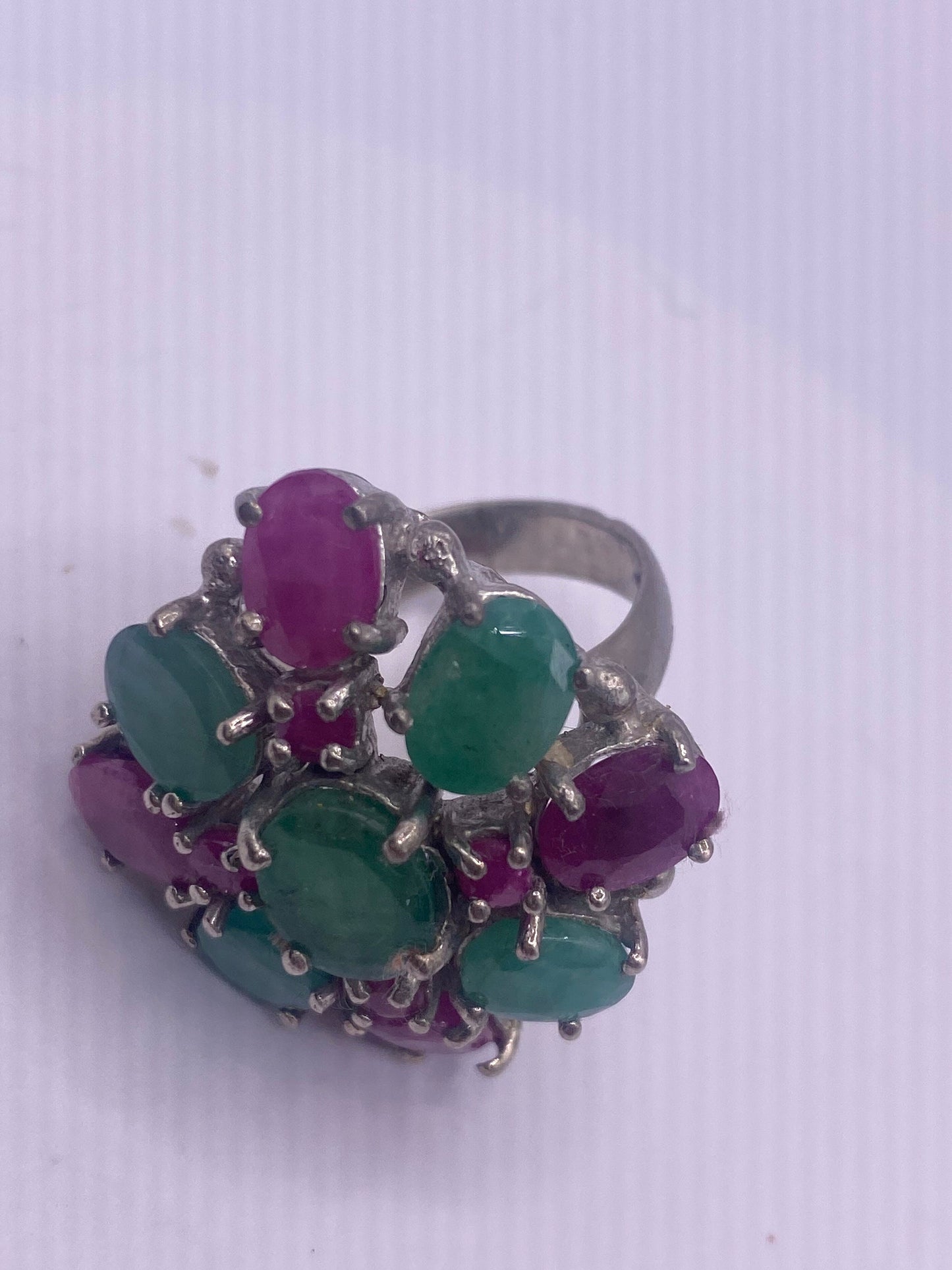 Vintage Green Emerald and Ruby 925 Sterling Silver Ring Size 7