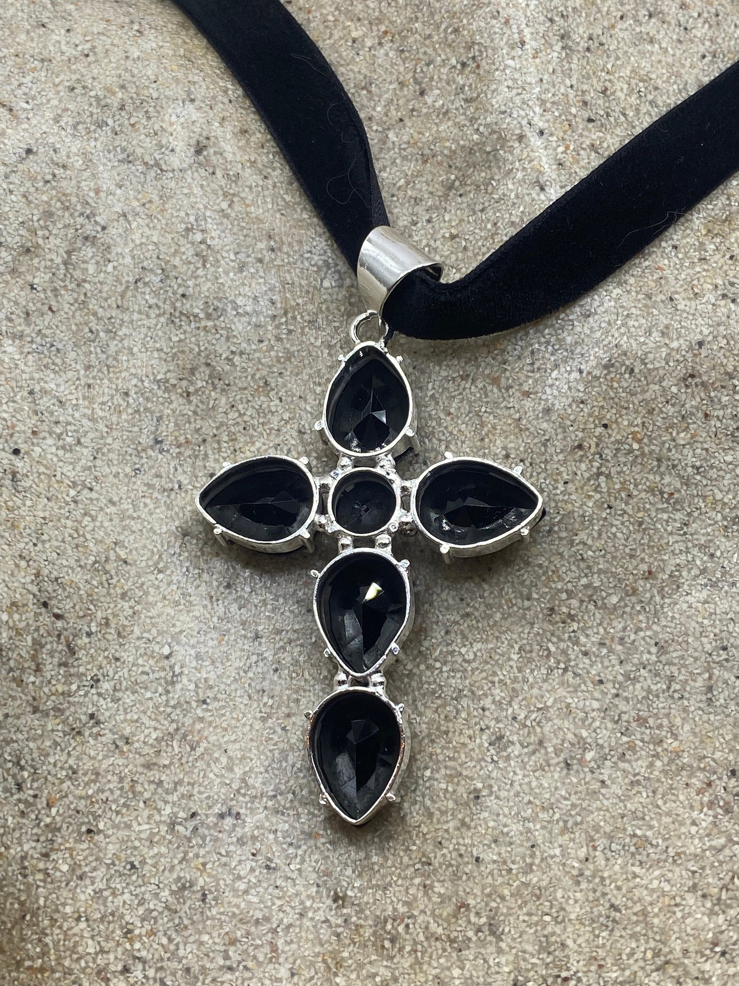 Vintage Black Onyx Cross Choker Necklace