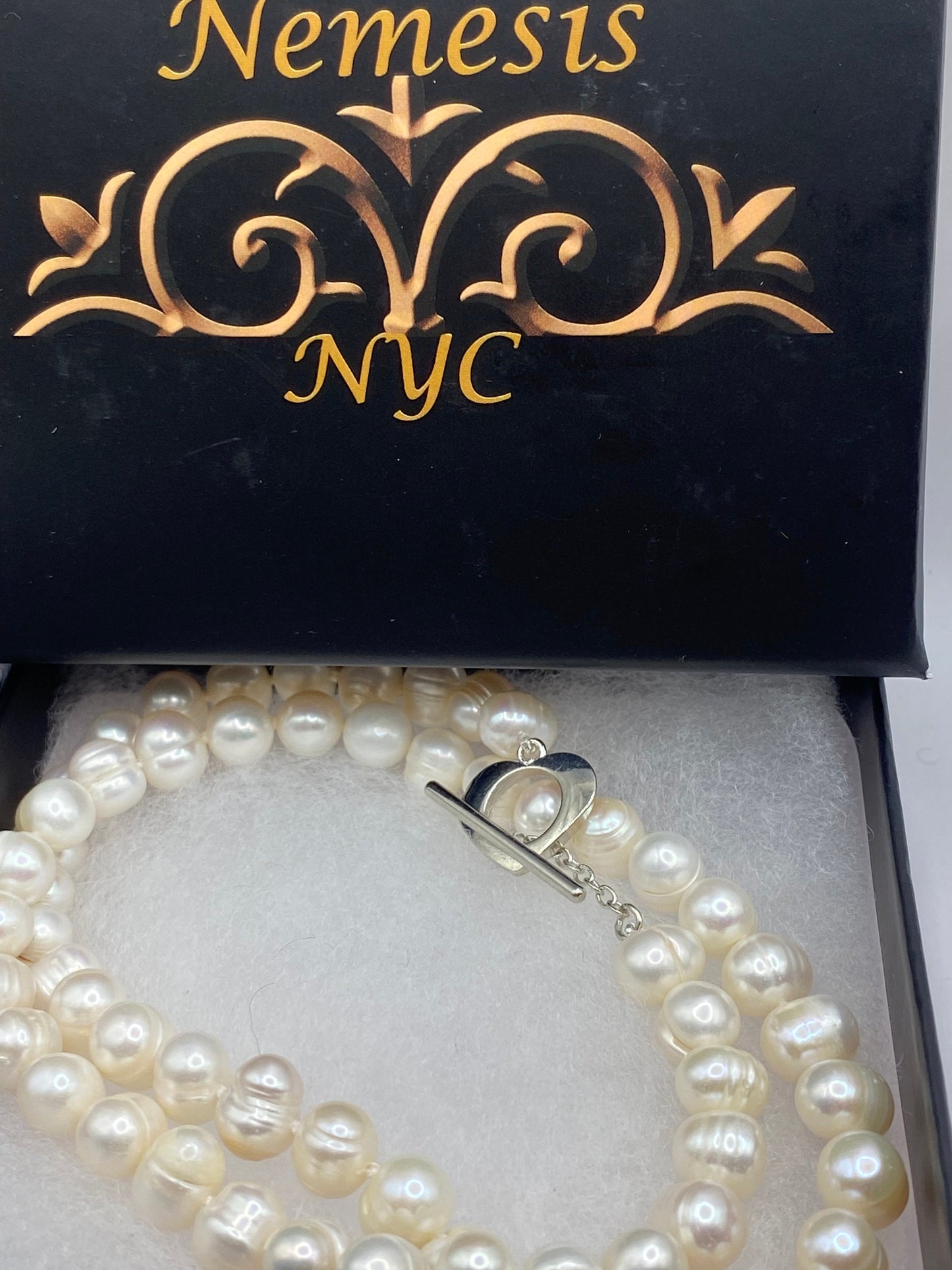 Vintage Hand Knotted White Pearl 18 inch Necklace