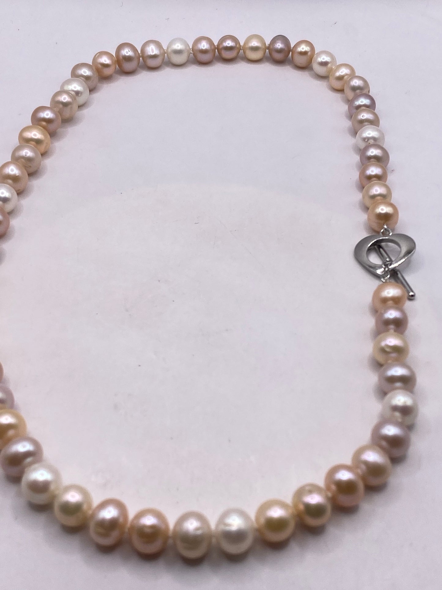Vintage Hand Knotted Pink Pearl 18 inch Necklace