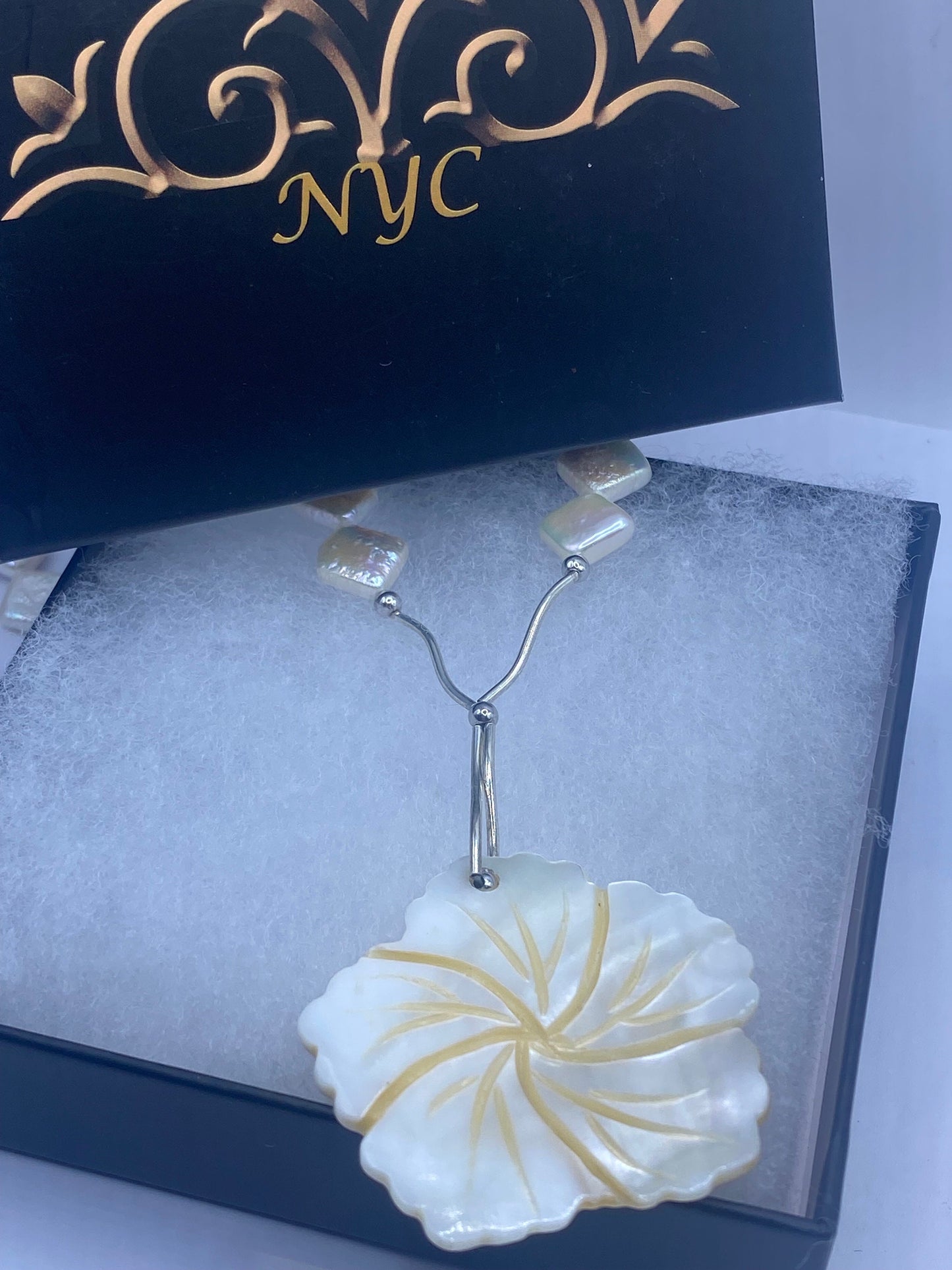 Vintage White Pearl 18 inch Flower Necklace