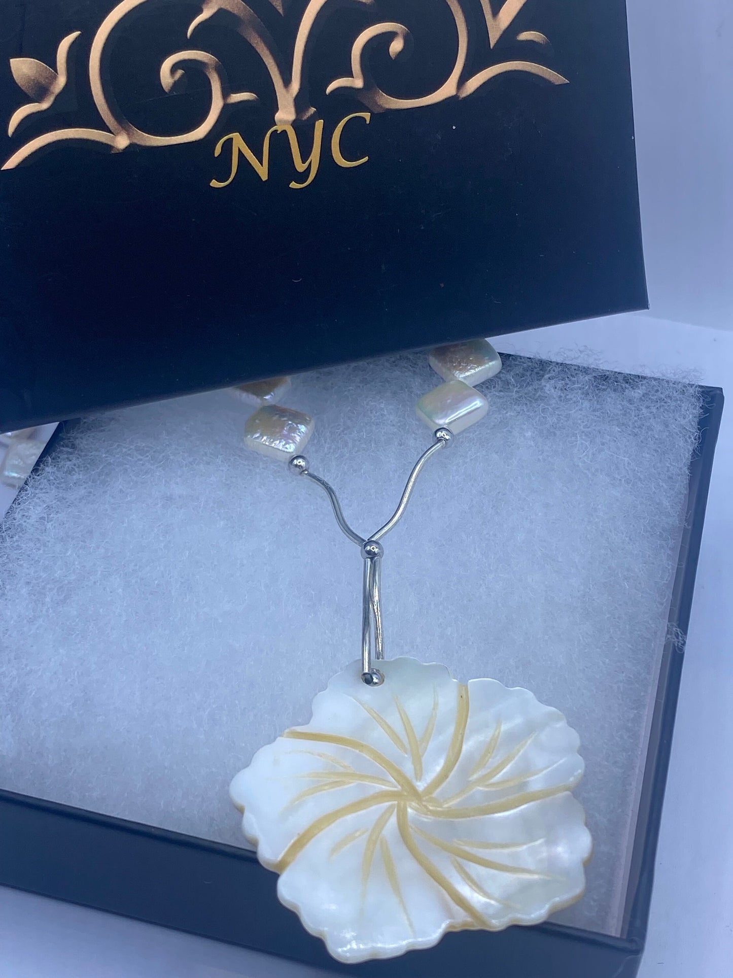 Vintage White Pearl 18 inch Flower Necklace