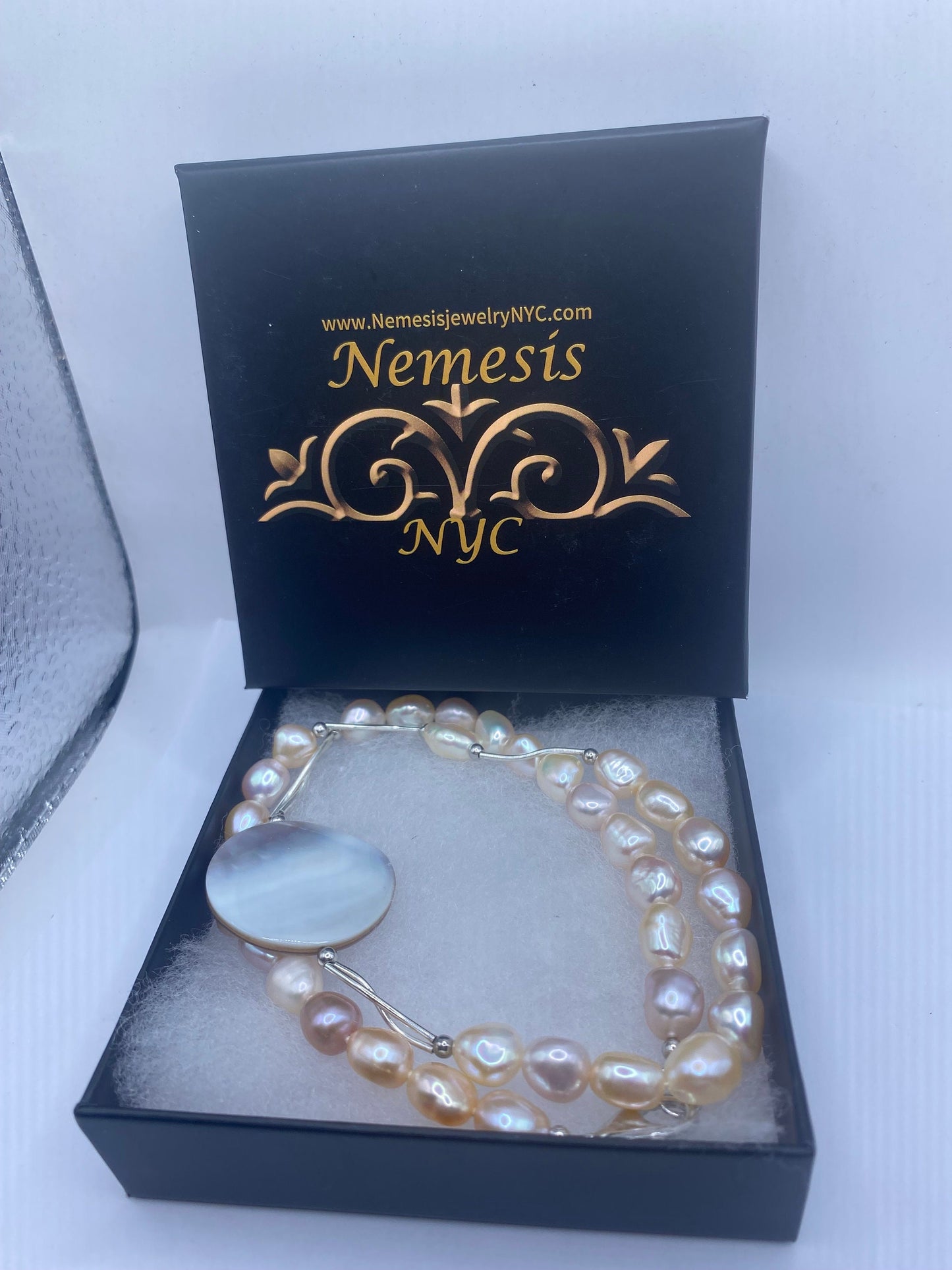 Vintage White Pearl 18 inch Necklace