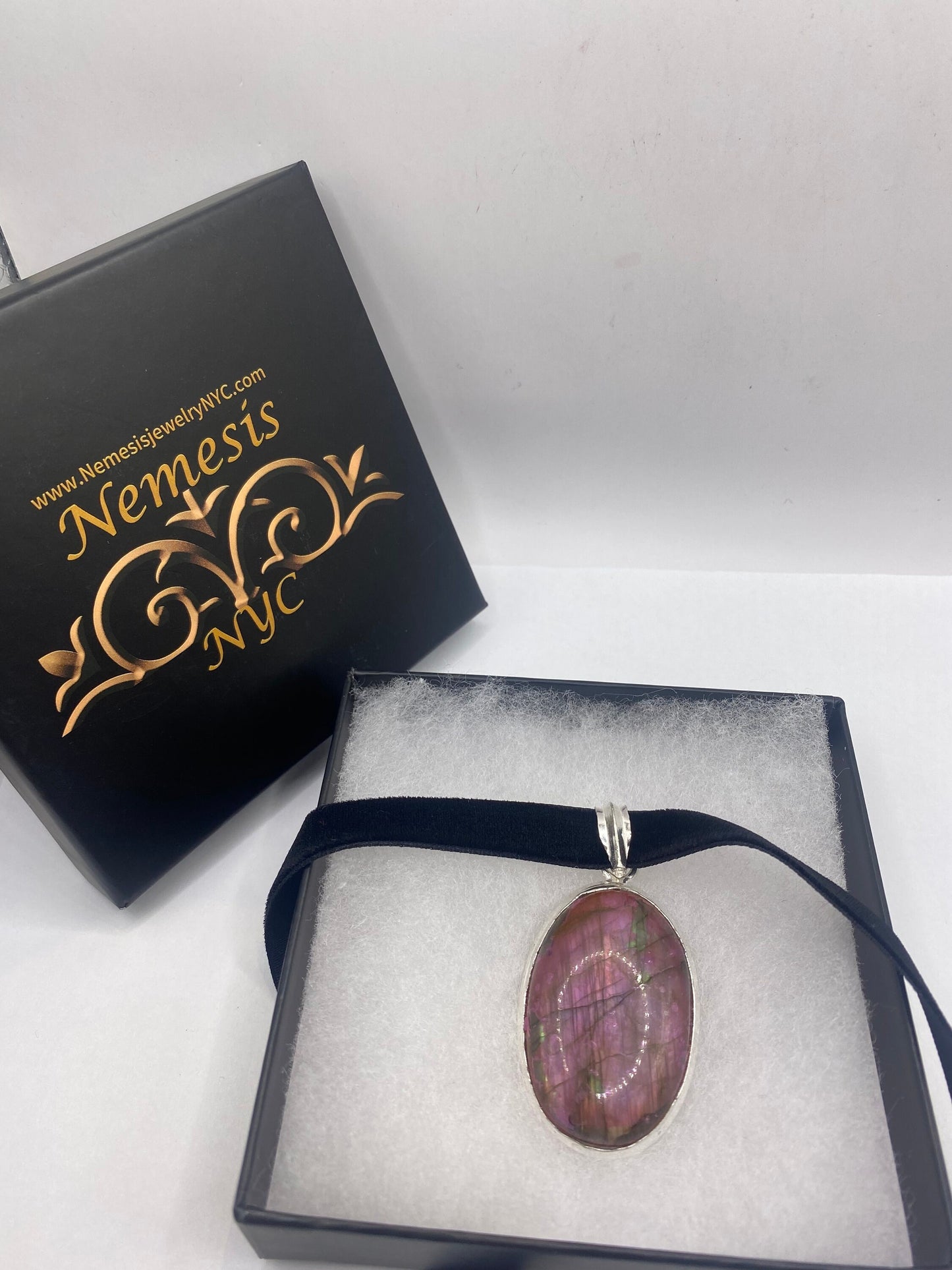 Vintage Silver Genuine Labradorite Gemstone Necklace.