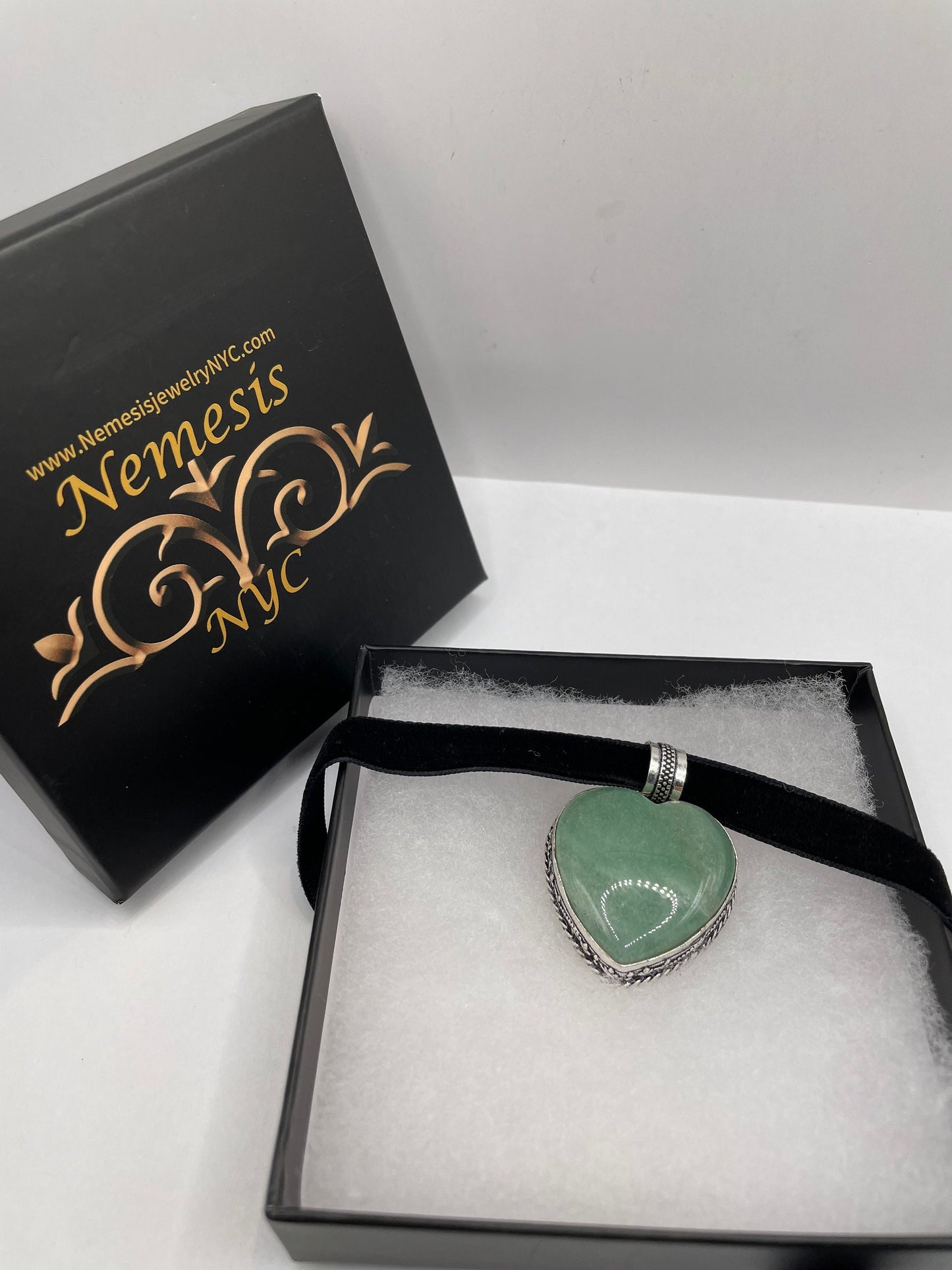 Vintage Heart Antique Green Apetite Choker Necklace