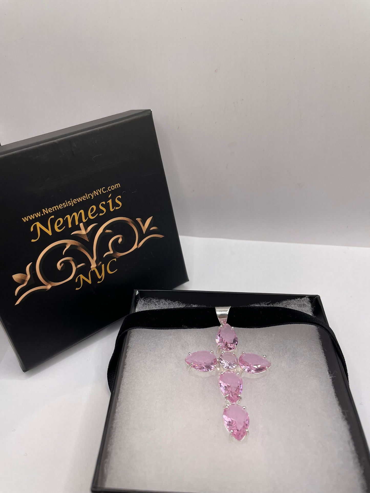 Nemesis Vintage Handmade Silver Finish Rose Quartz Cross Choker Pendant