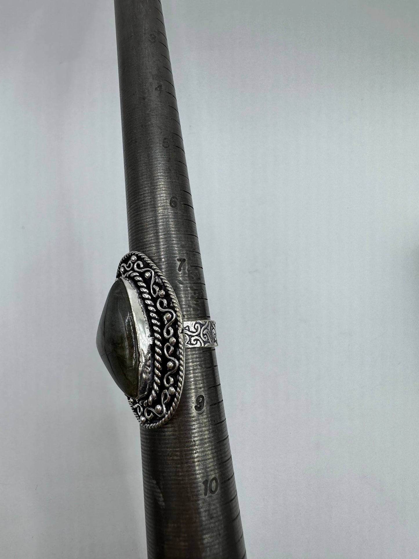 Vintage Large Labradorite Rainbow Moonstone Stone Silver Ring