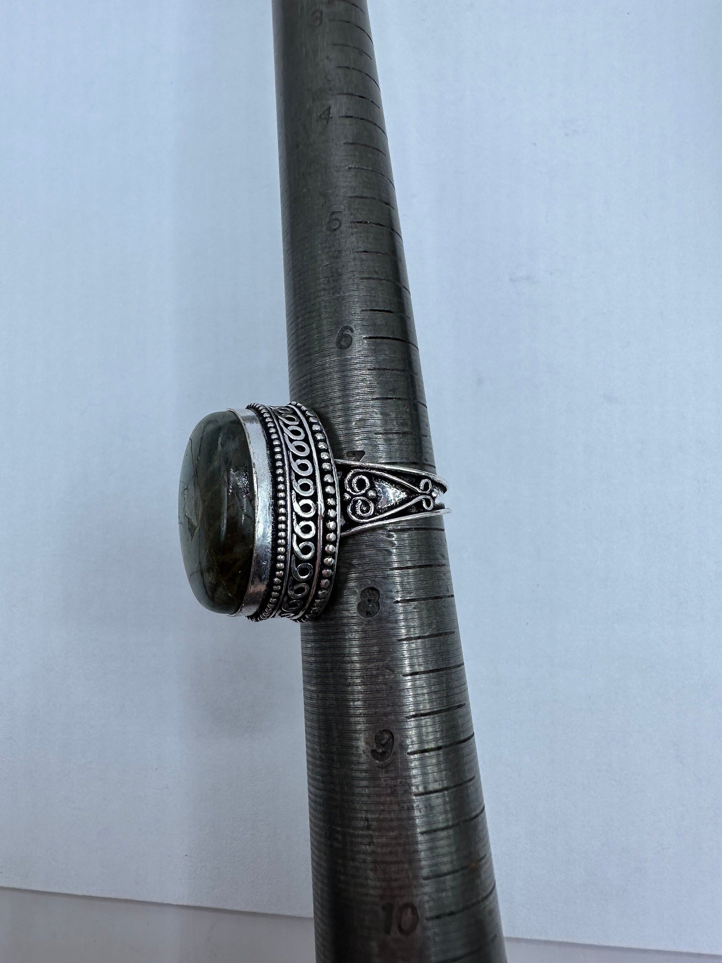 Vintage Large Labradorite Rainbow Moonstone Stone Silver Ring