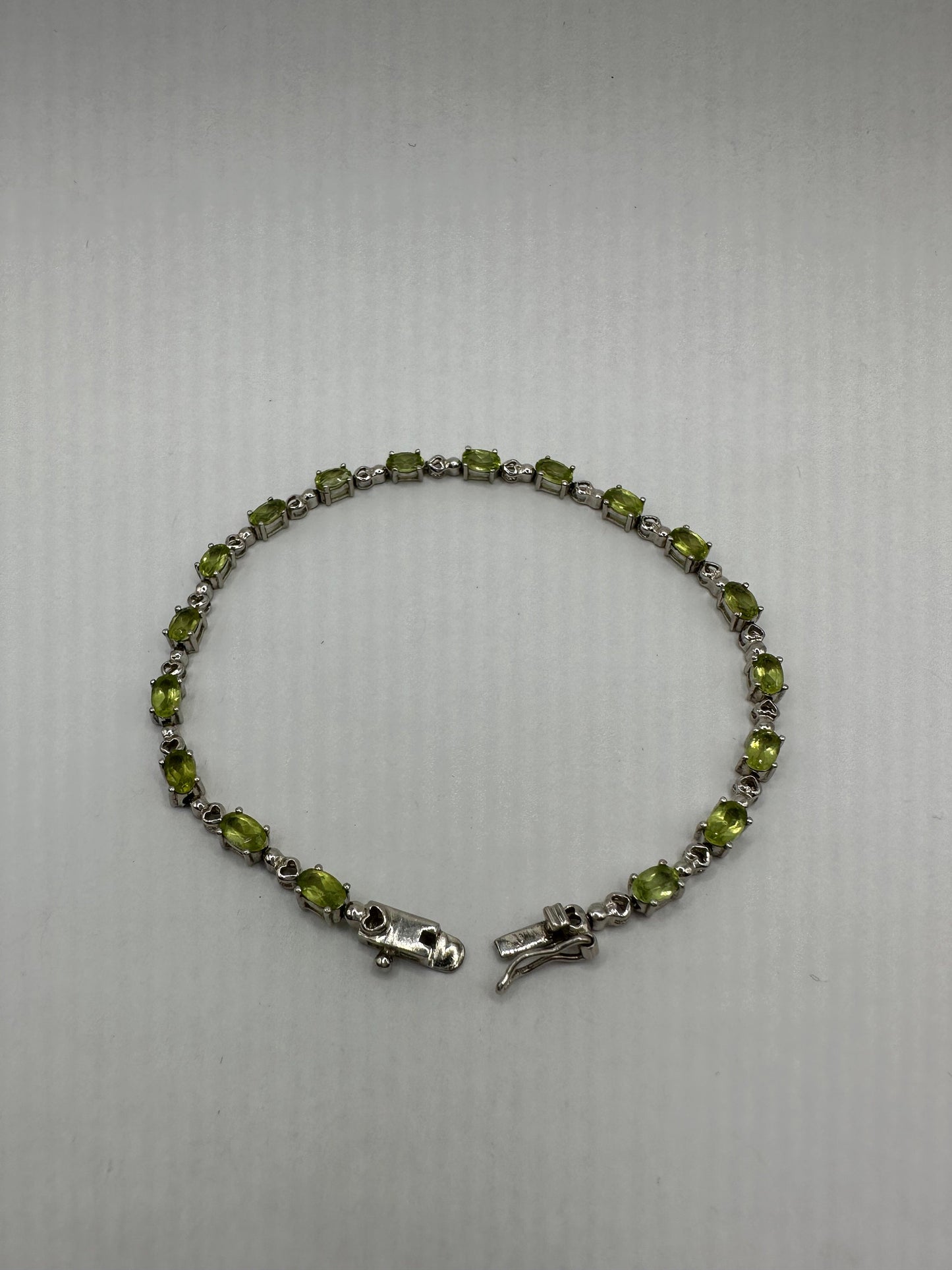 Vintage Handmade Genuine Peridot 925 Sterling Silver Tennis Bracelet