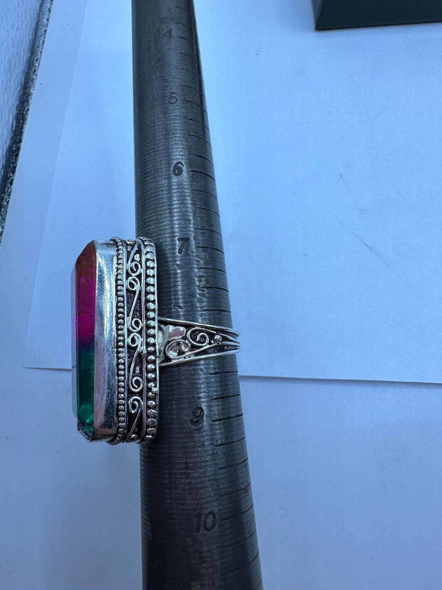 Vintage Shaded Ombré Vintage Art Glass Ring
