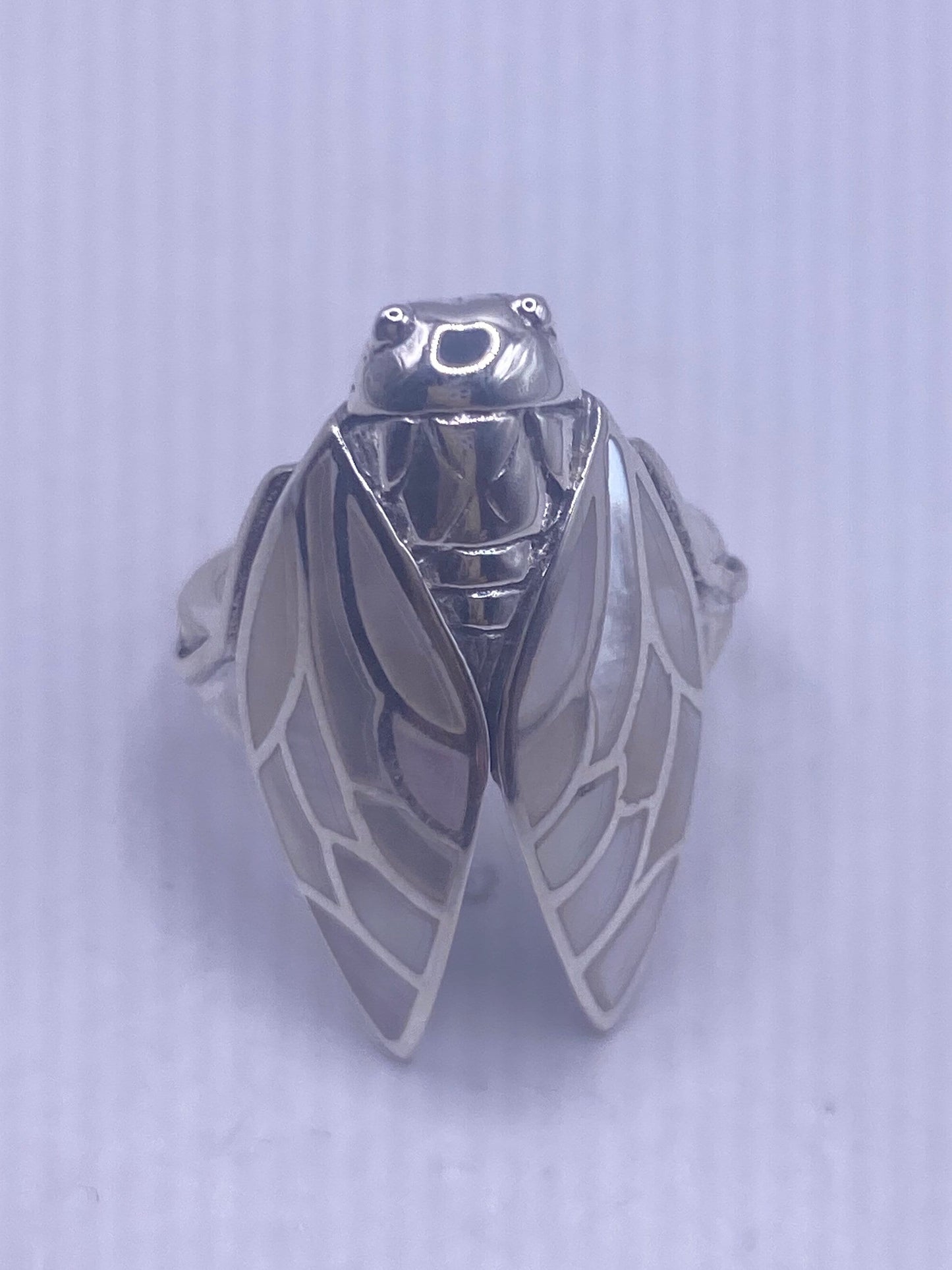 Antique Deco Mother of Pearl Cicada 925 Sterling Silver Ring