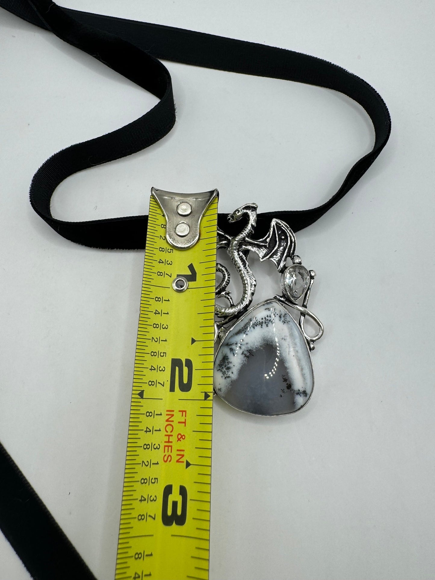 Vintage White Agate Dragon Silver Boho Choker Necklace Black Velevet Ribbon