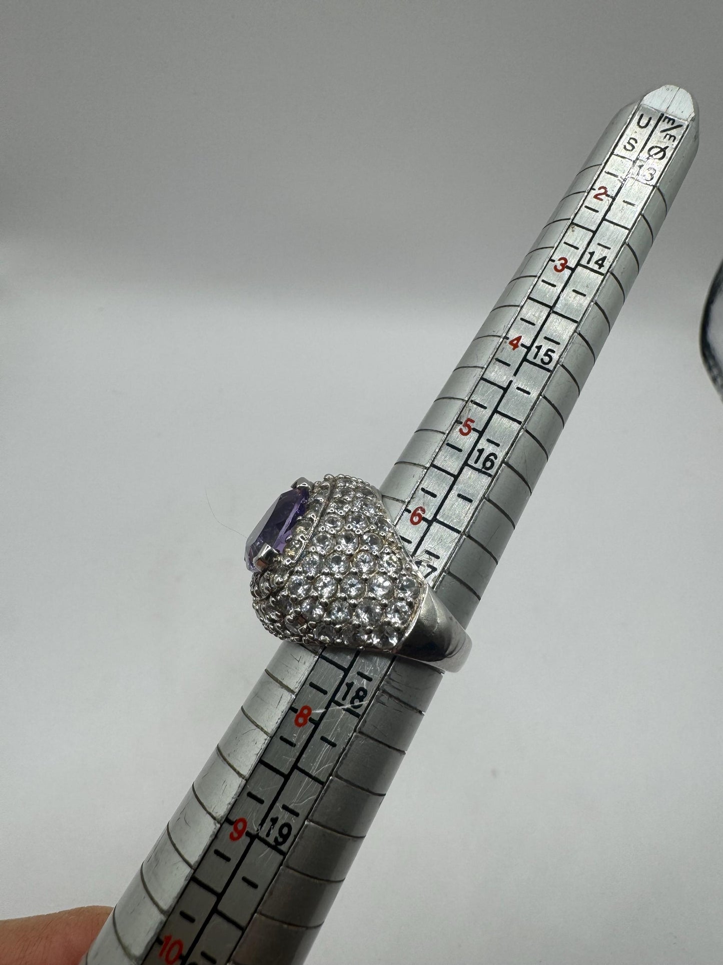 Vintage Purple Amethyst Ring in 925 Sterling Silver