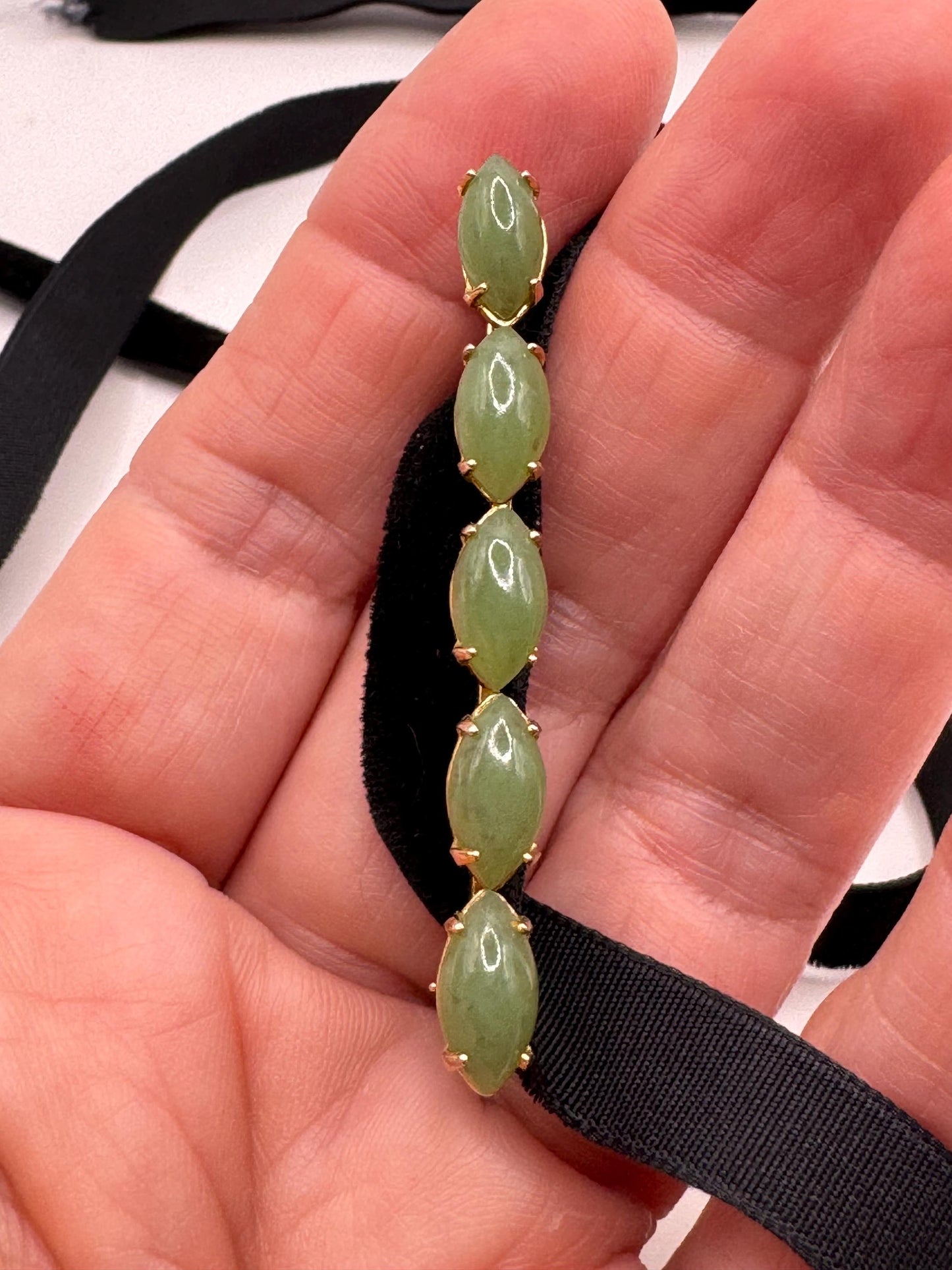 Vintage Green Jade Yellow Gold Filled Brooch Pin