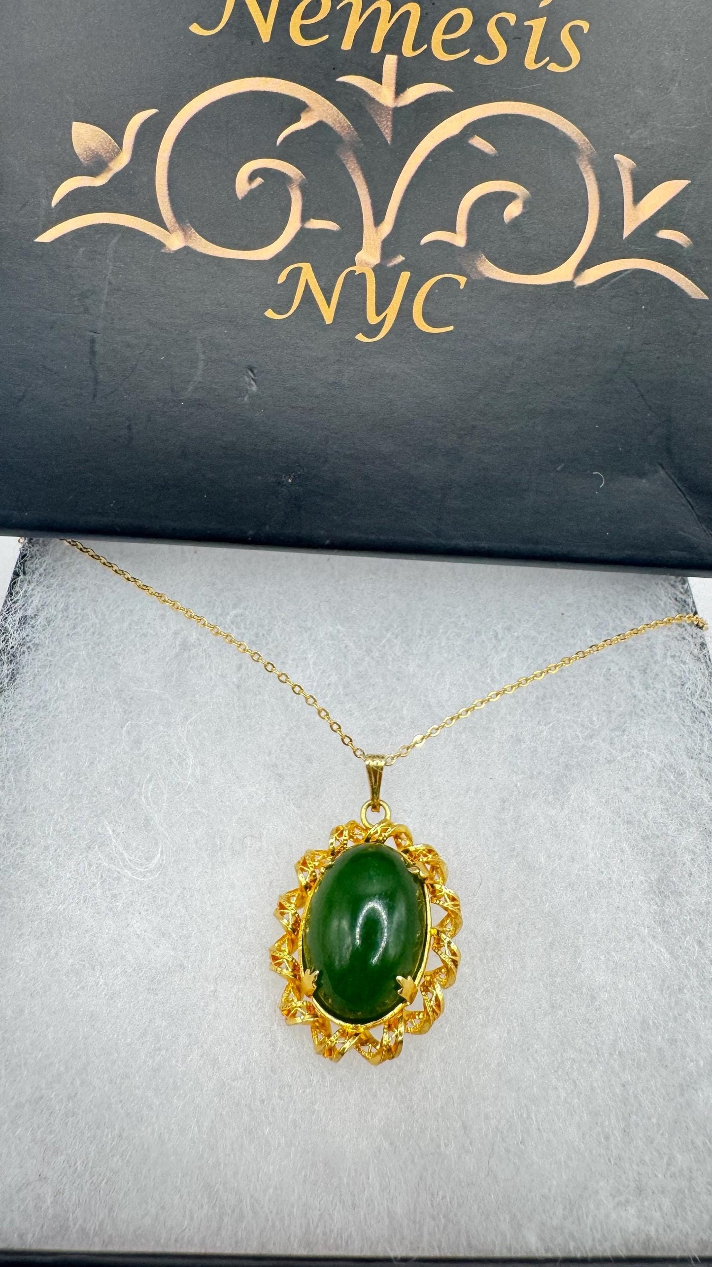 Vintage Green Jade Leaf Yellow Gold Filled Necklace