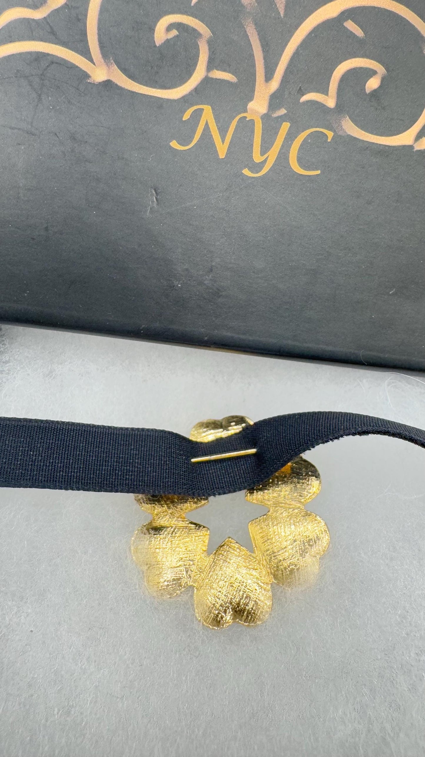 Vintage Green Jade Yellow Gold Filled Brooch Pin