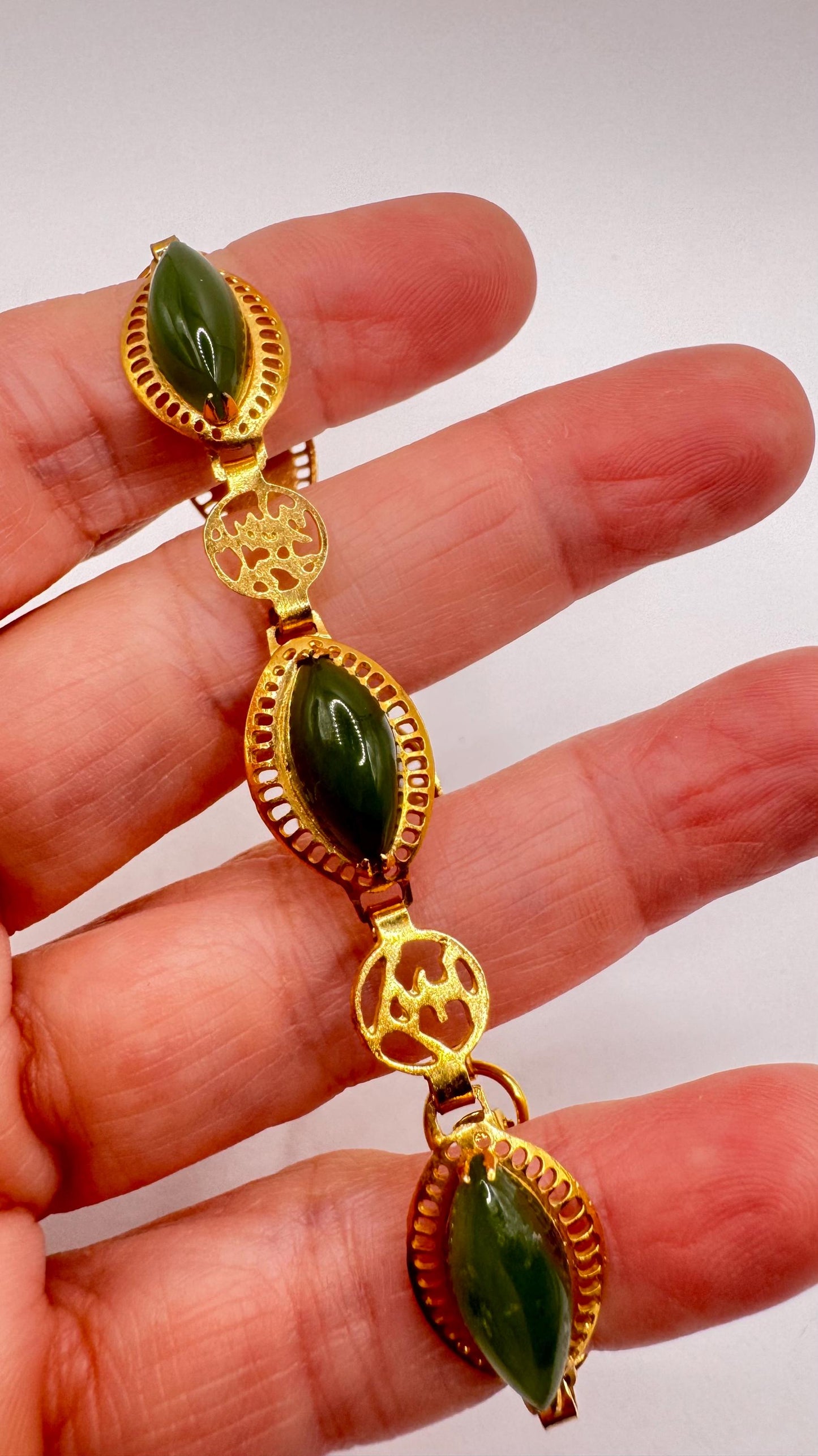 Vintage Green Jade Bracelet Gold filled