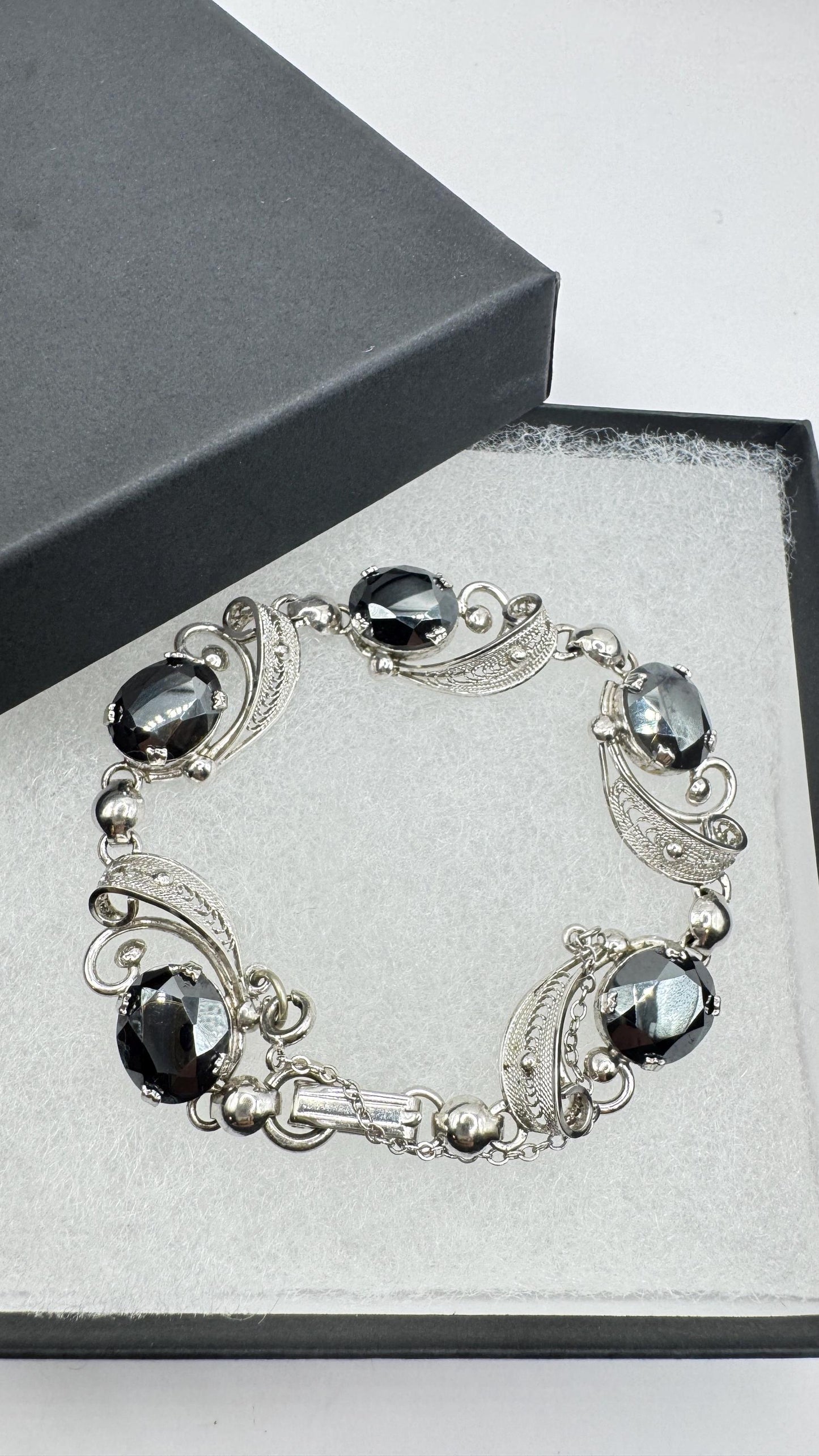 Vintage Hemetite 925 Sterling Silver Bracelet