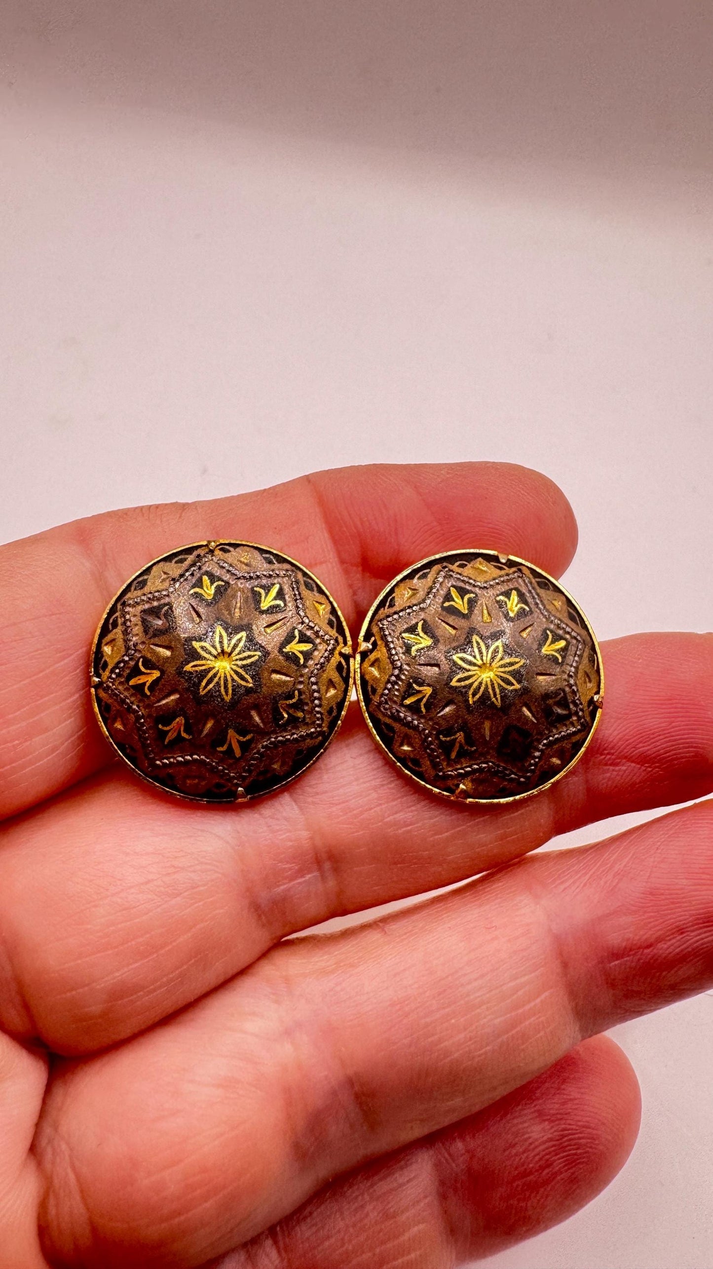 Vintage Gold Damascine Cuff links Gold Filled