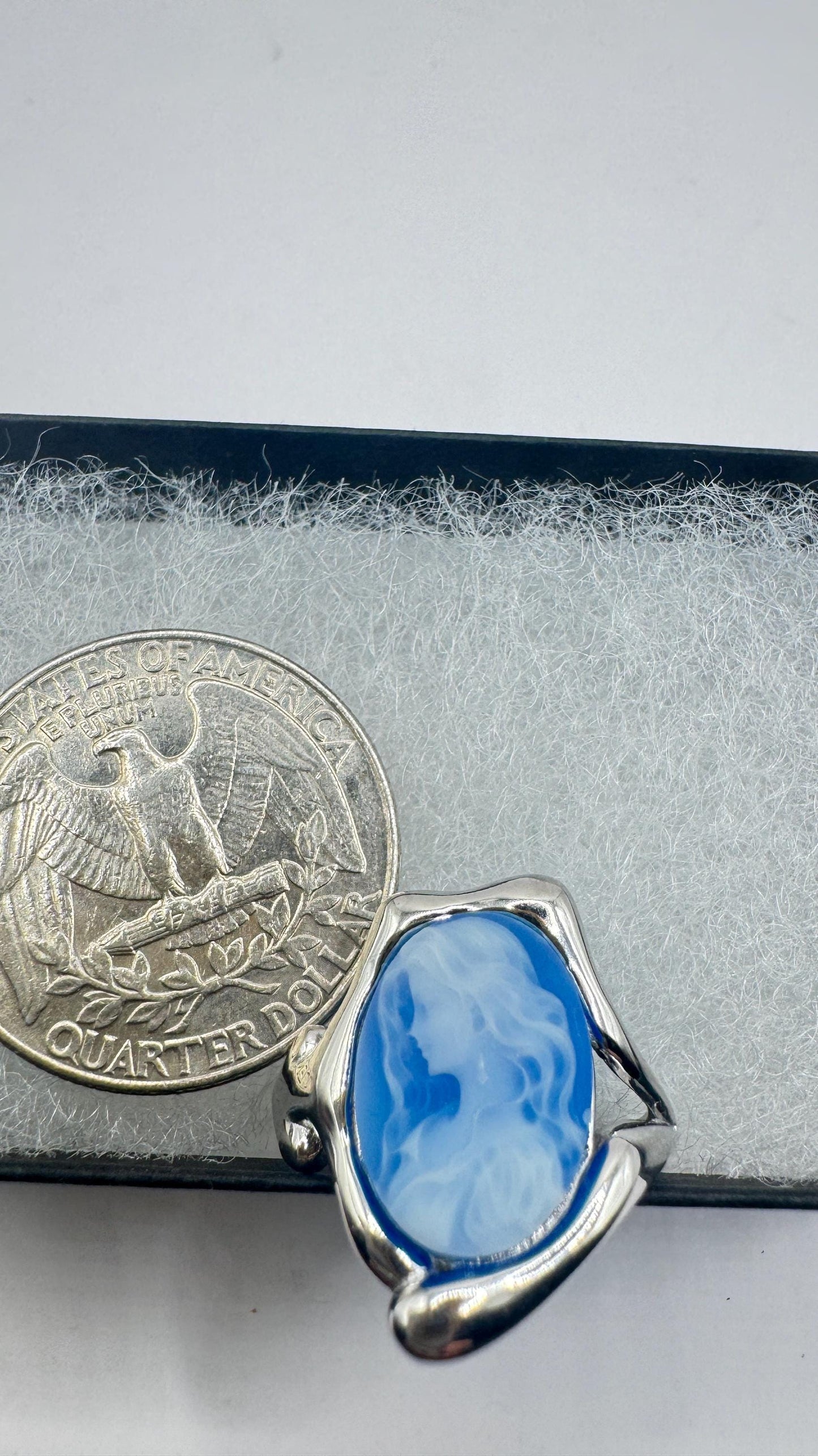 Vintage Blue Onyx Rose Cameo Gold 925 Sterling Silver Cocktail Ring