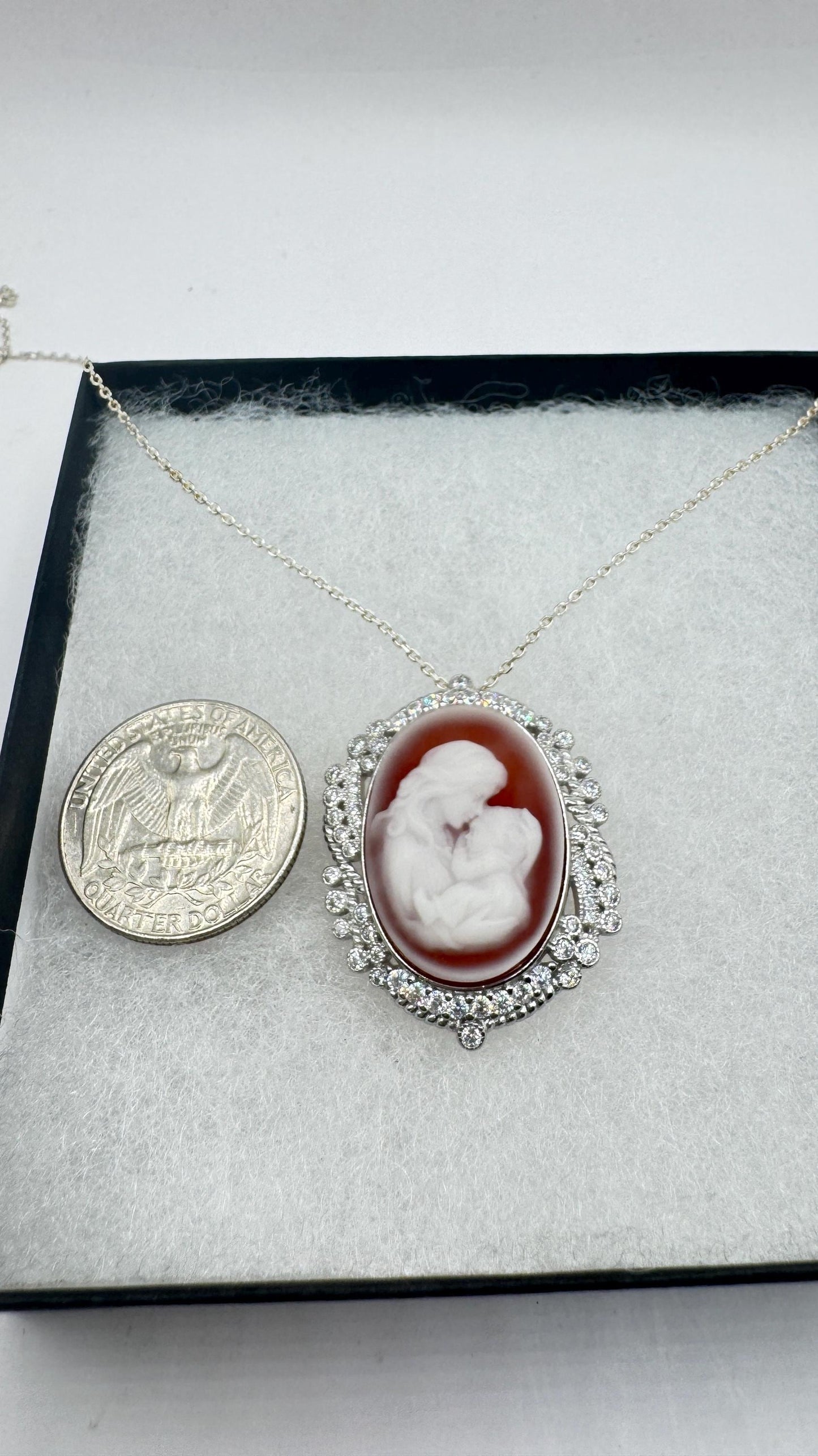 Vintage mother and child Onyx Cameo Choker gold 925 Sterling Silver Necklace Pin Brooch