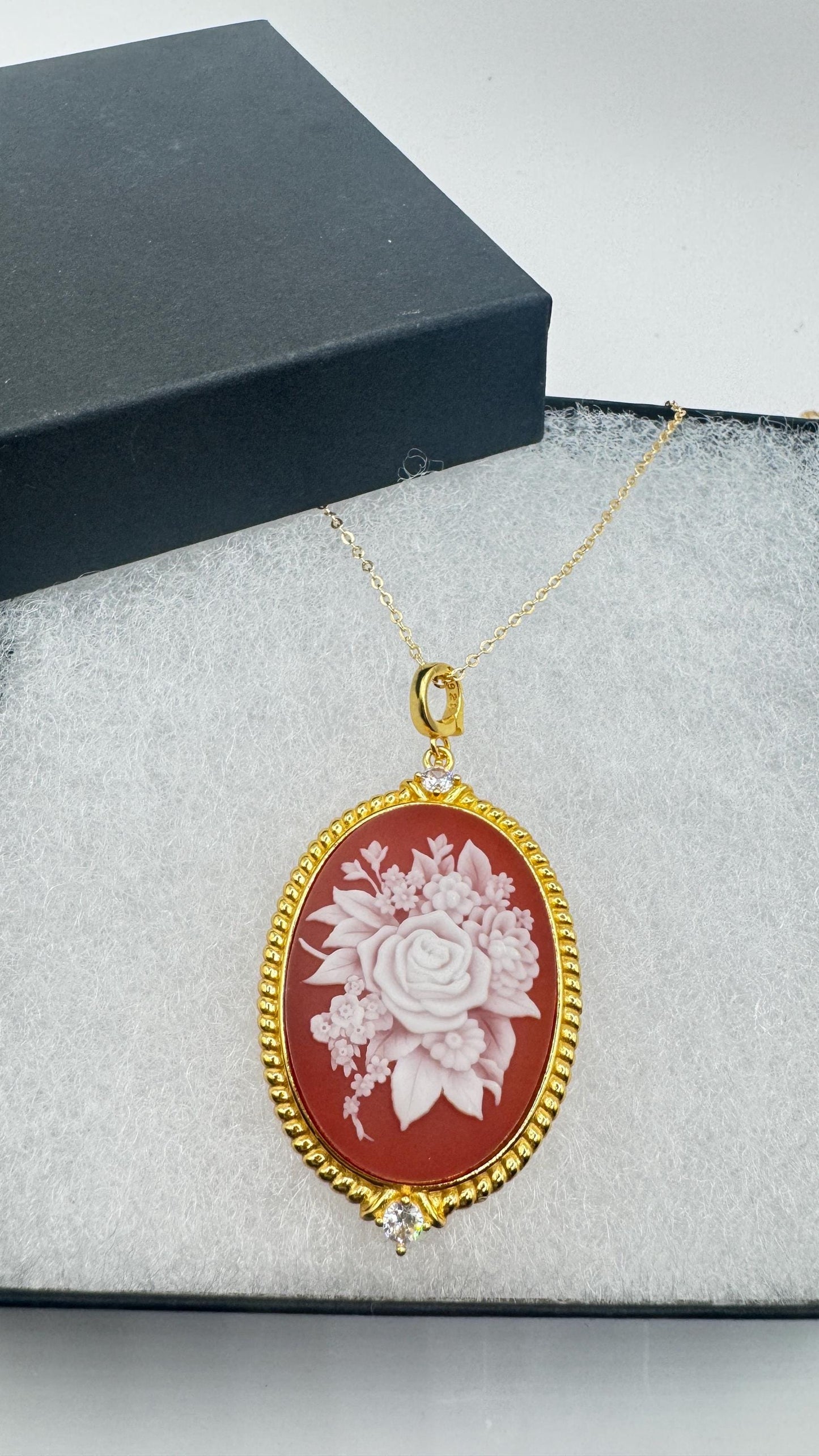 Vintage Rose Flower Cameo Yellow Golden 925 Sterling Silver Necklace Choker