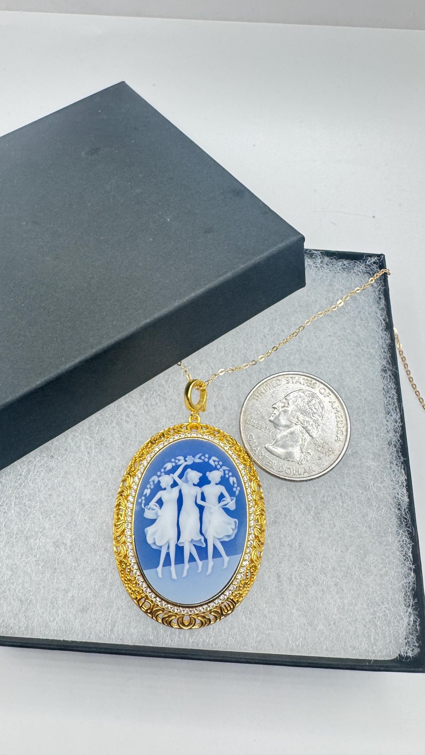 Vintage Genuine Blue Onyx 3 Graces Cameo Golden Sterling Silver Necklace Choker