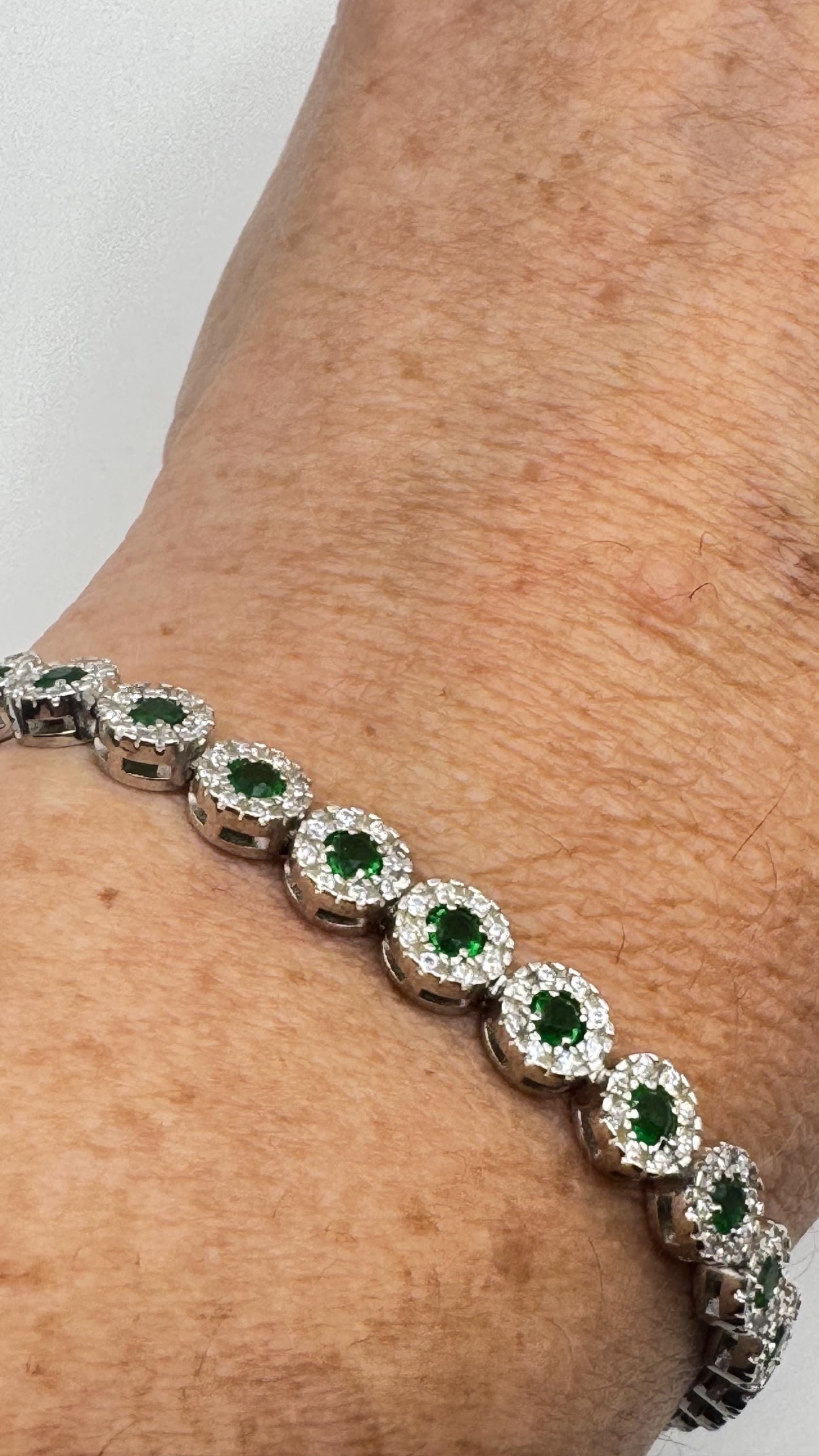 Vintage Handmade Real Green Emerald Rhodium Finished Sterling Silver Tennis Bracelet